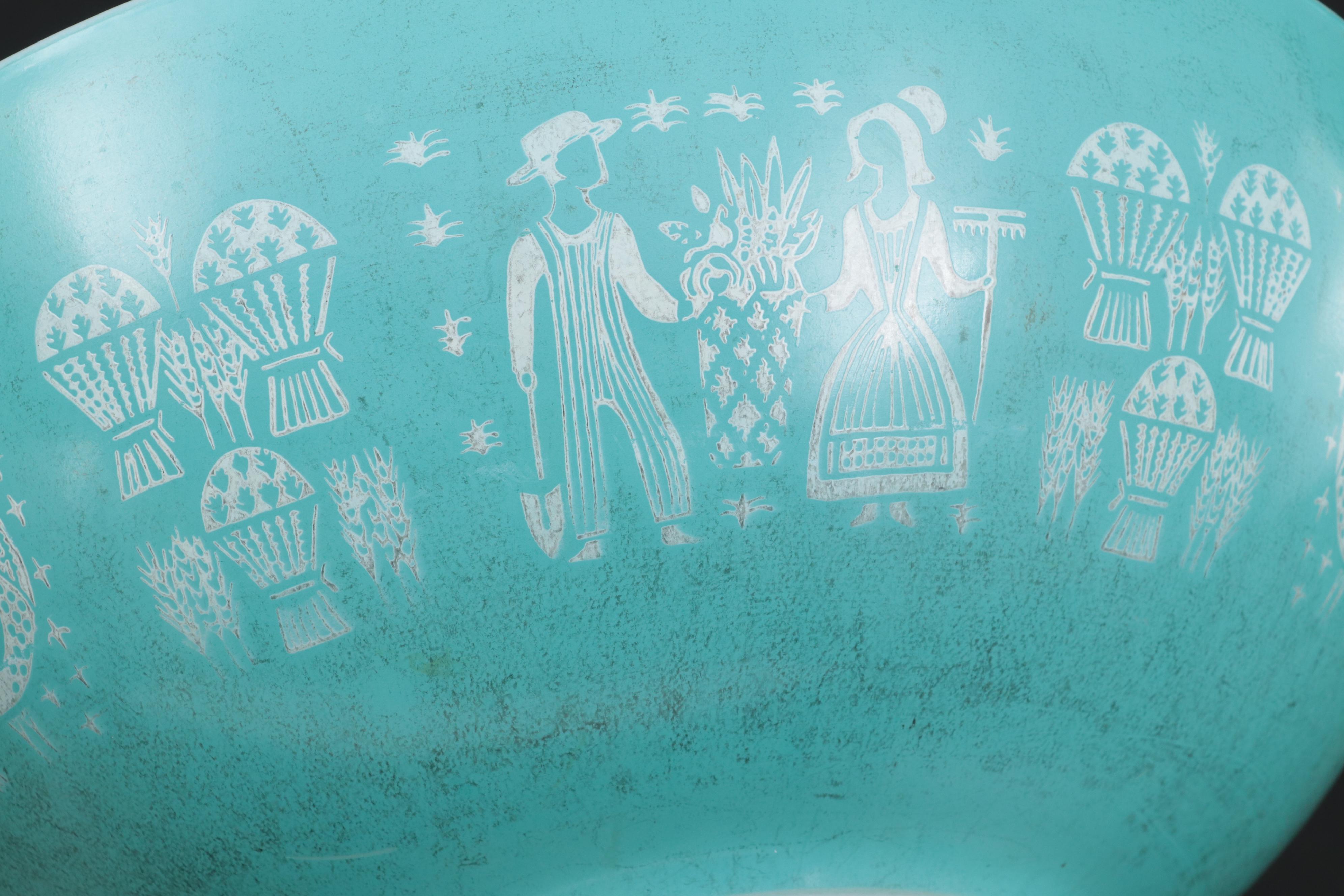 Pyrex "Butterprint" Cinderella Bowl with Pyrex Pitcher and Cake Stand