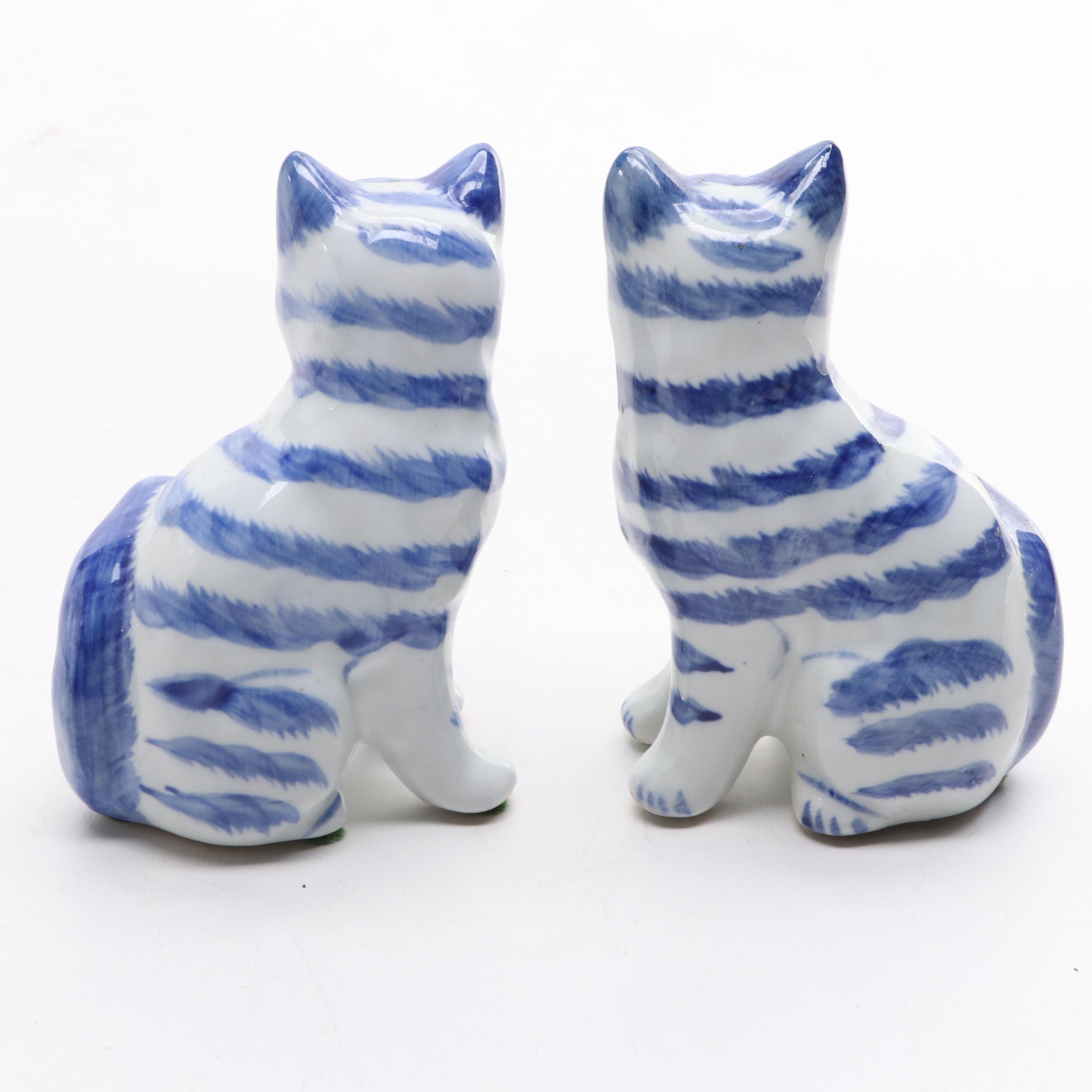 Terry Johnson Art Pottery Terracotta Tile with Other Cat Themed Décor