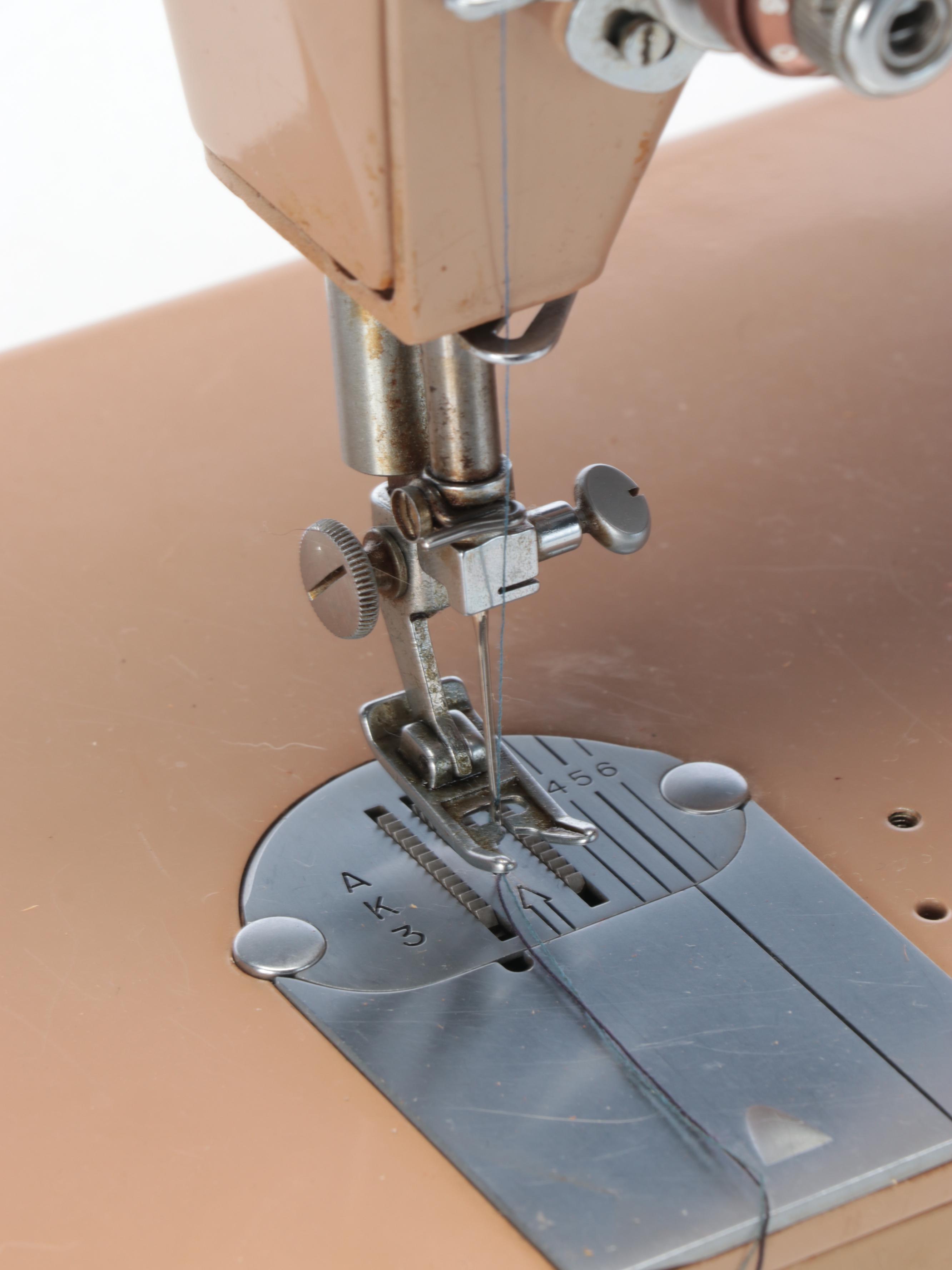 Singer 401A Sewing Machine and Case, Late 20th Century EBTH