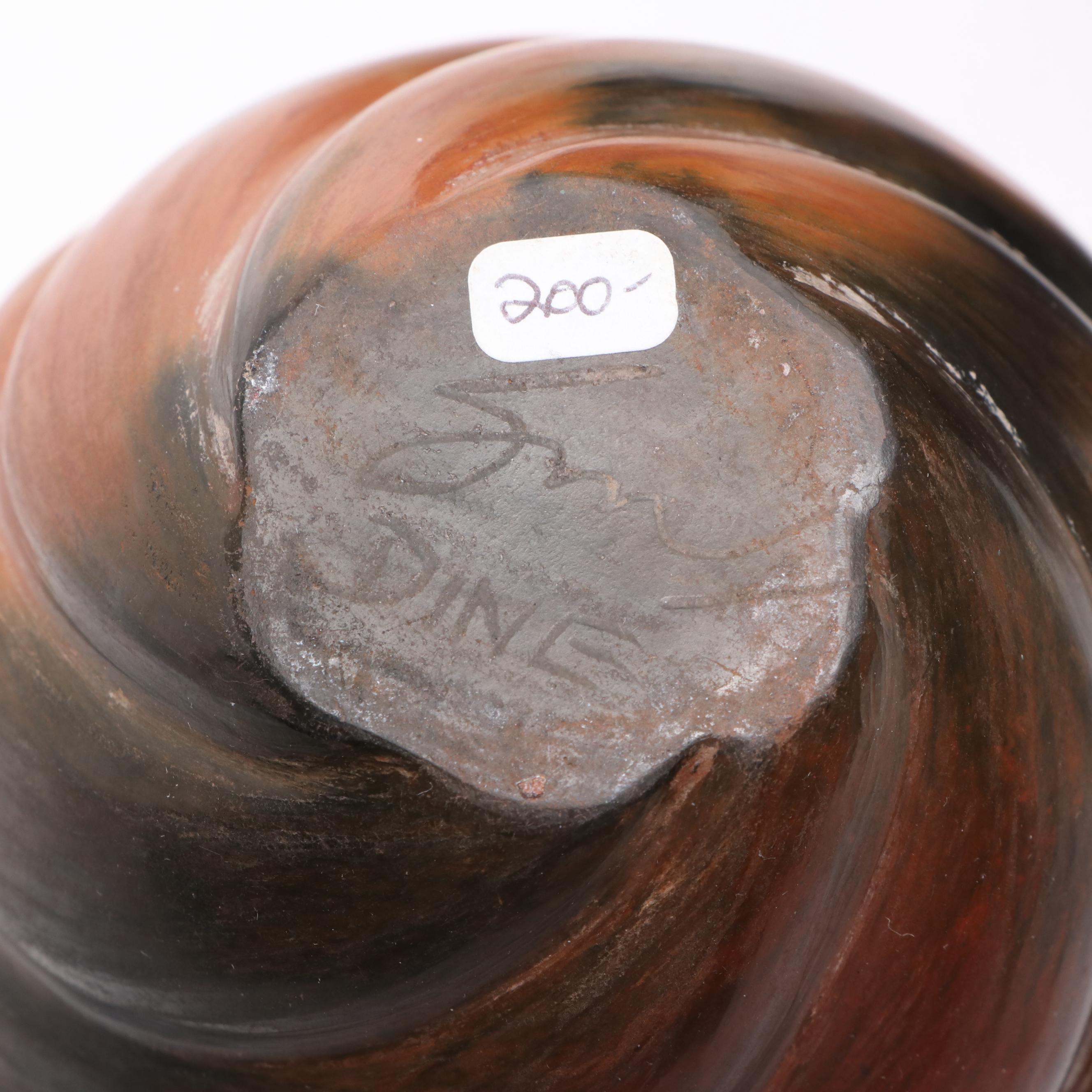 Signed Diné Navajo Pottery Jars