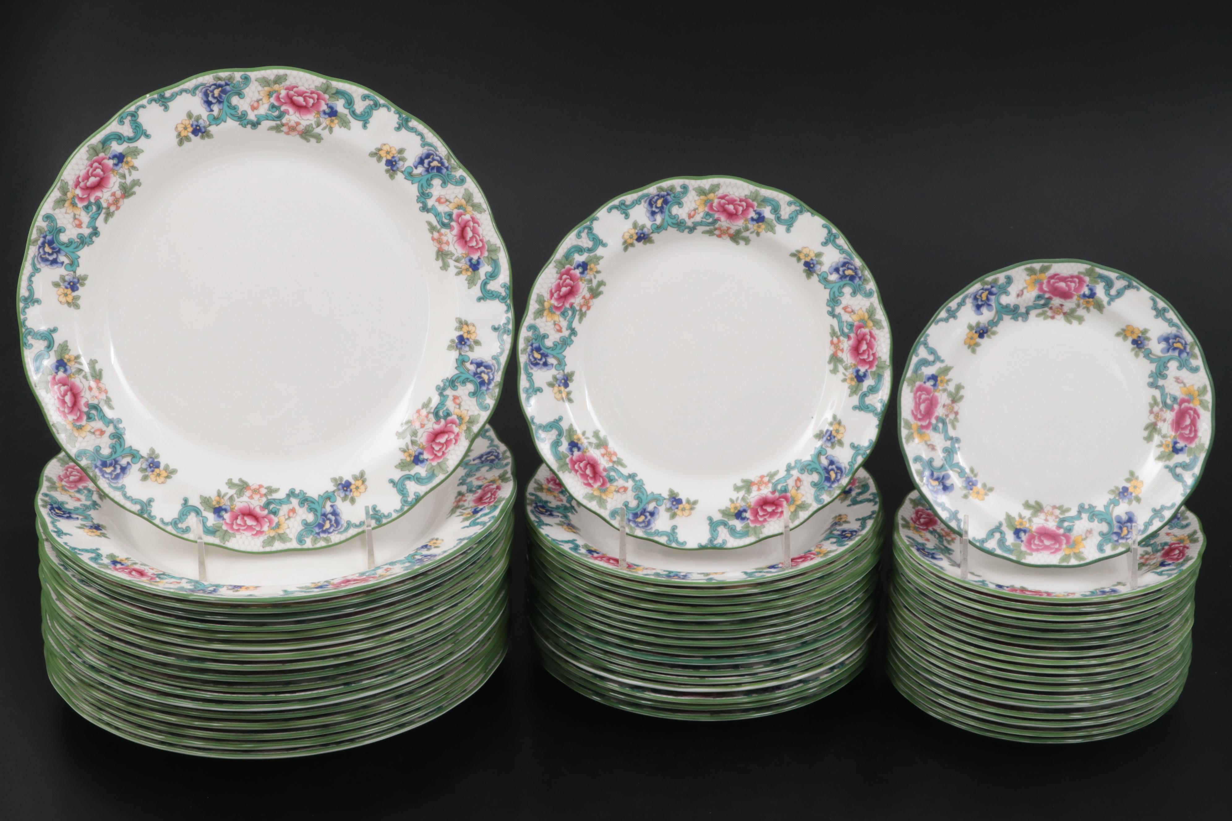 Royal Doulton "Floradora Green" Porcelain Serveware and Dinnerware, 1981