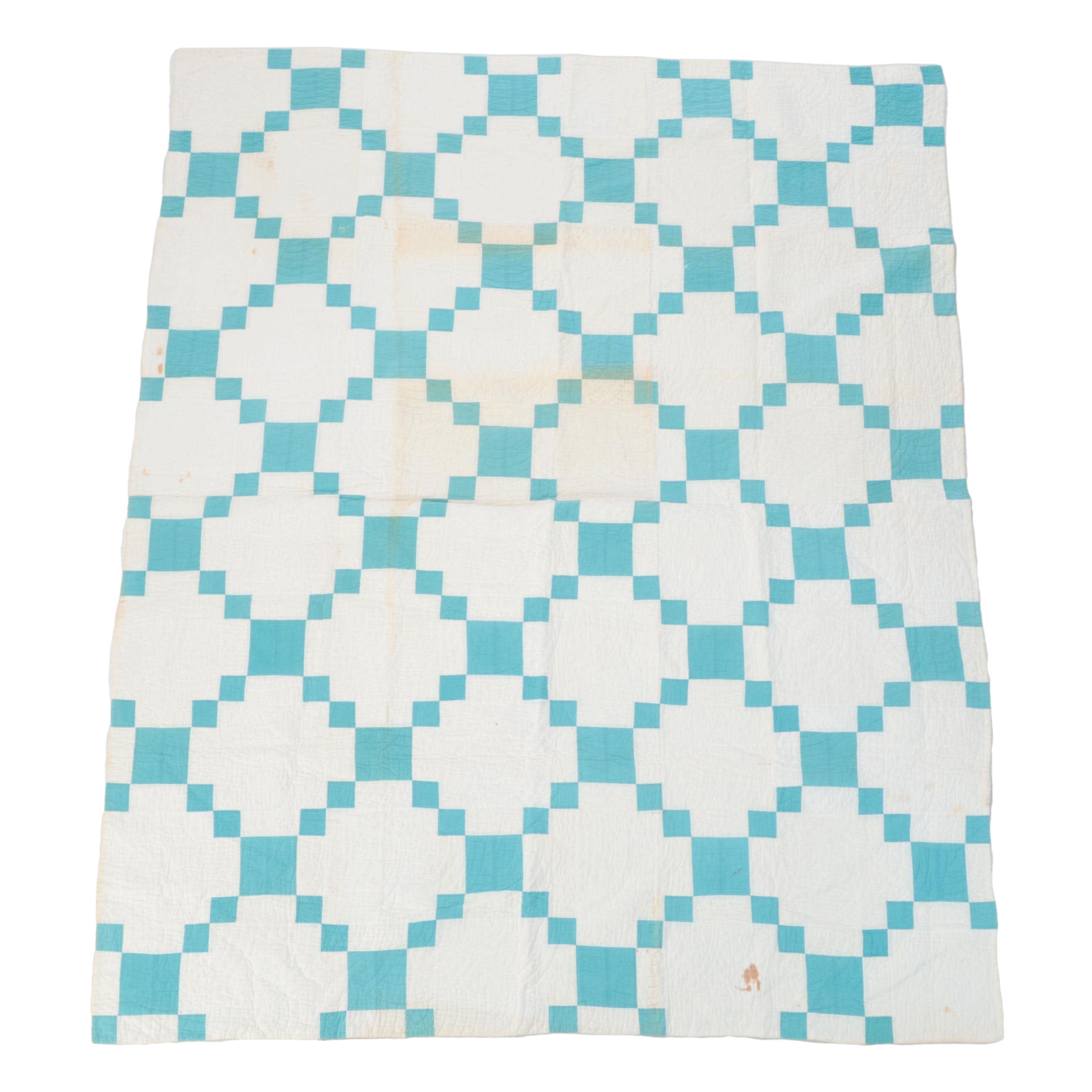 Handmade "Irish Chain" Variant Pieced Patchwork Quilt, 20th Century