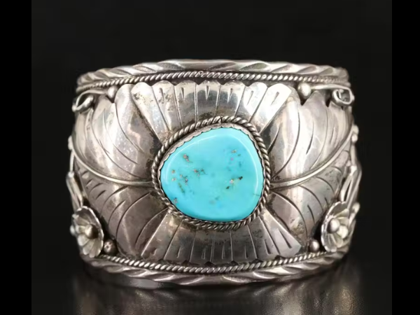 Southwestern Turquoise & Coral Jewelry & Décor