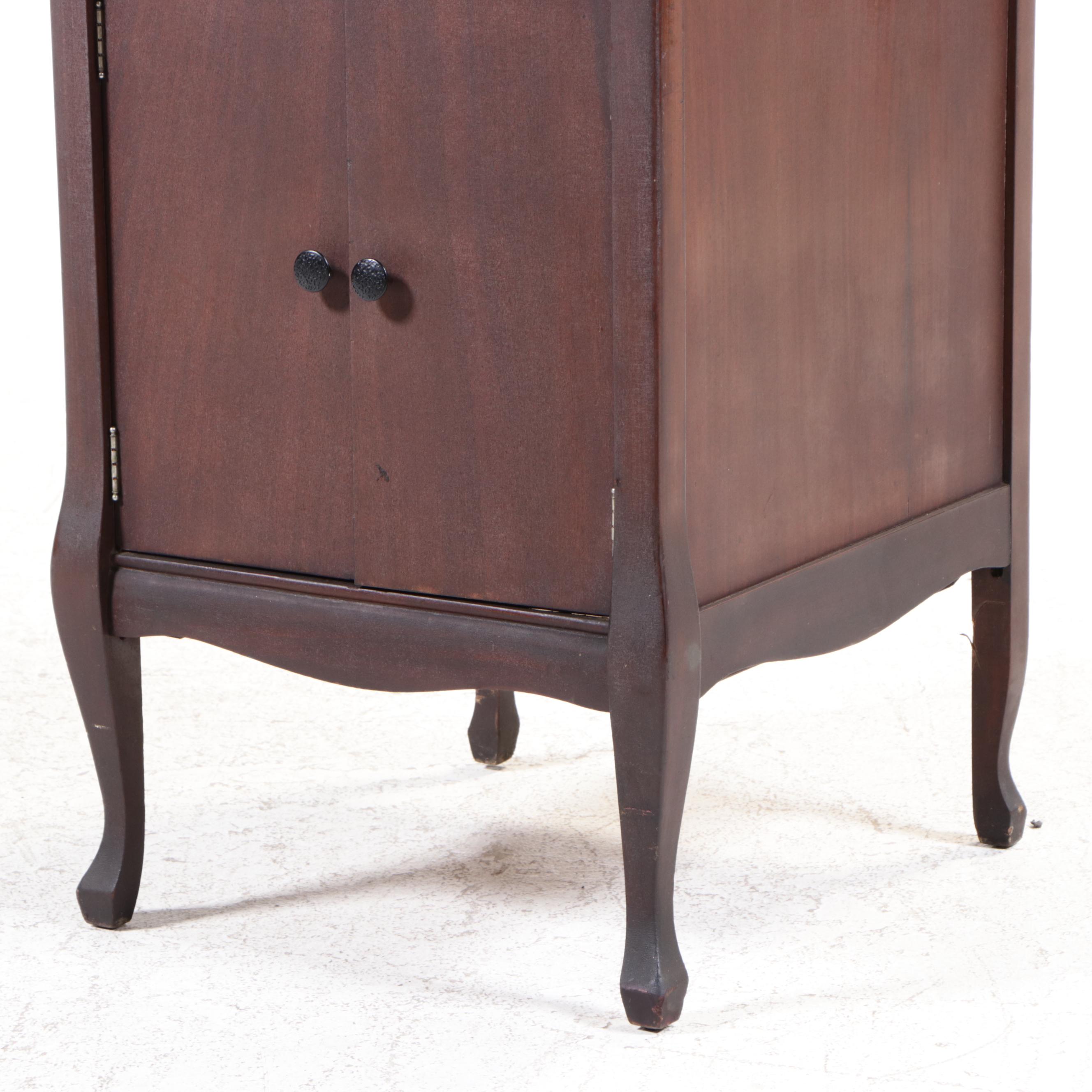 Columbia Grafonola Mahogany Phonograph, Early 20th Century