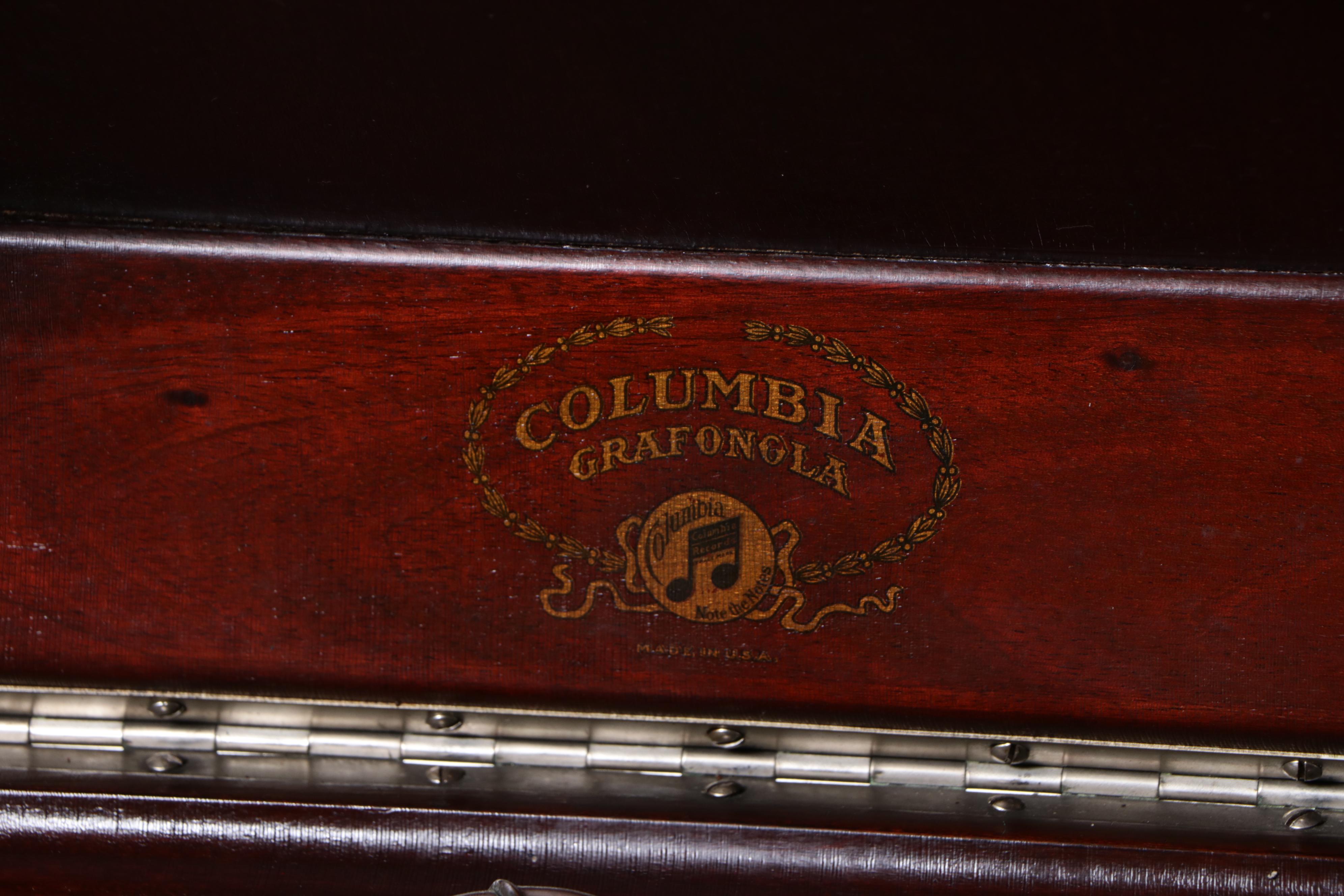 Columbia Grafonola Mahogany Phonograph, Early 20th Century