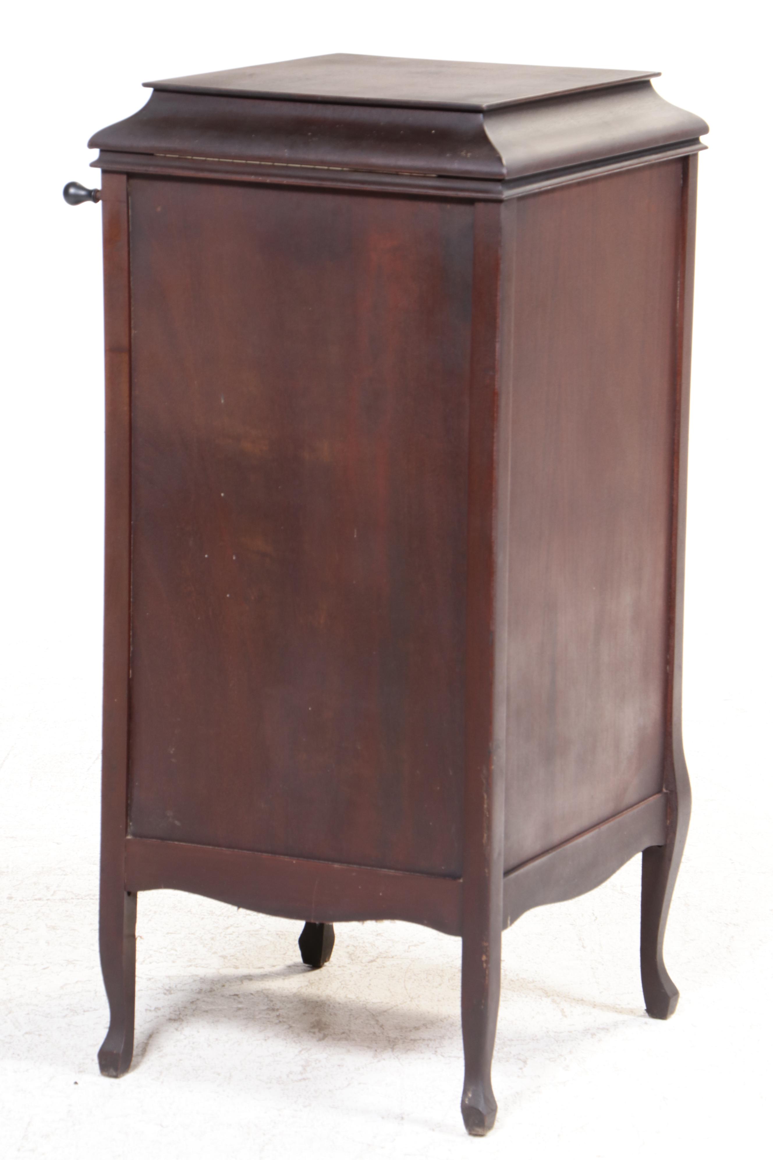 Columbia Grafonola Mahogany Phonograph, Early 20th Century