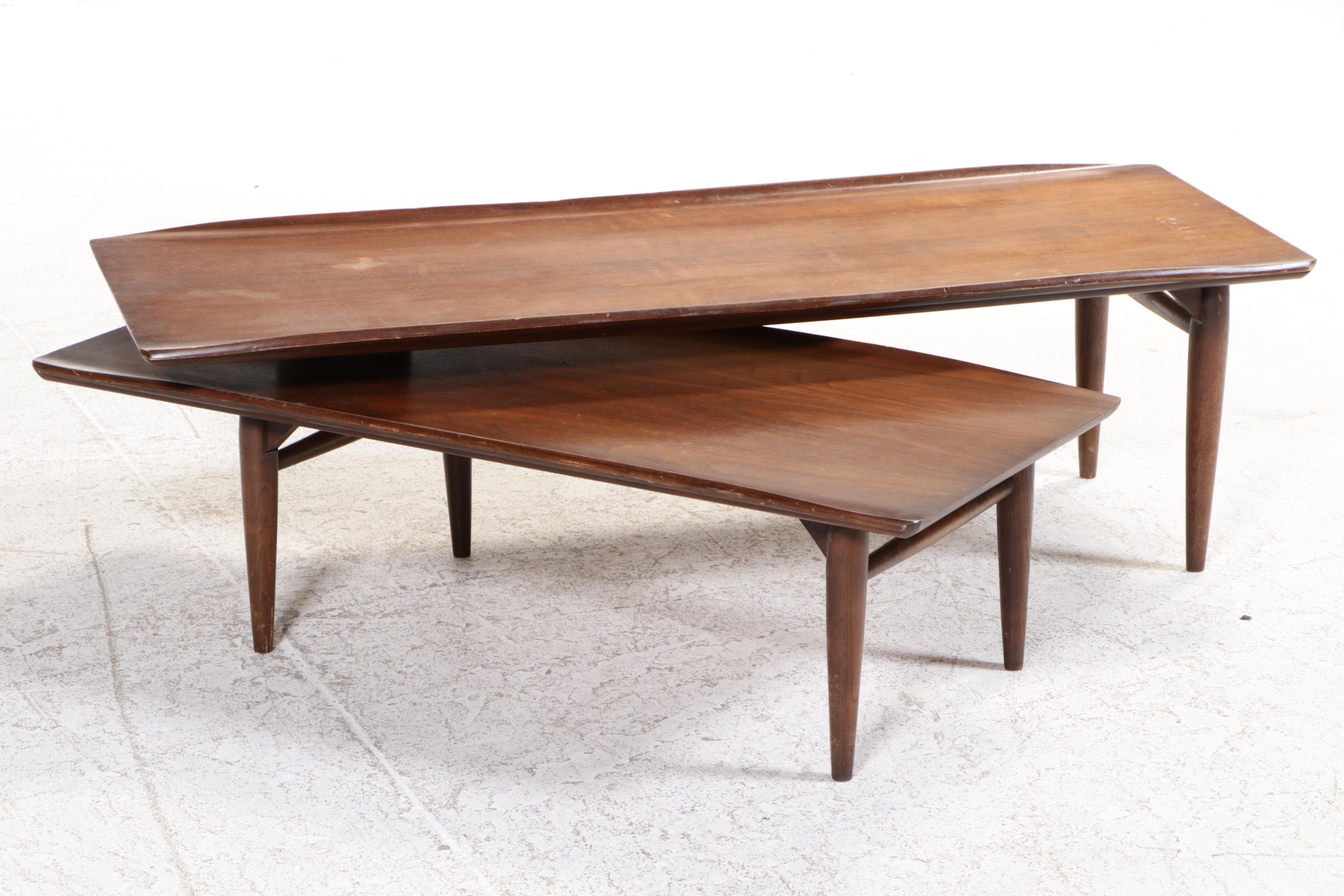 Bassett Furniture "Artisan" Mid Century Modern Walnut Switchblade Coffee Table