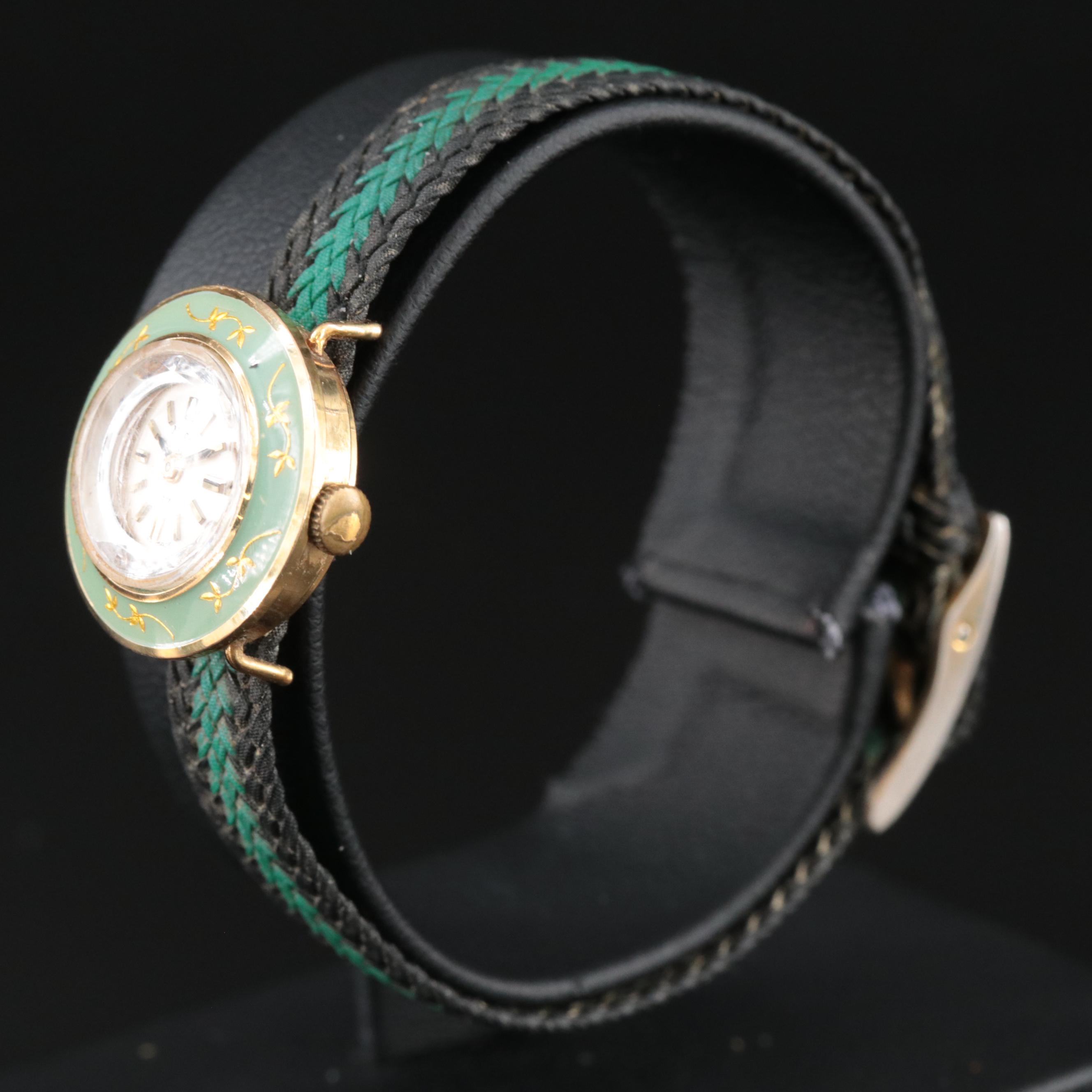 Vintage Swiss-Made Nivada Coloramic Manual-Wind Watch