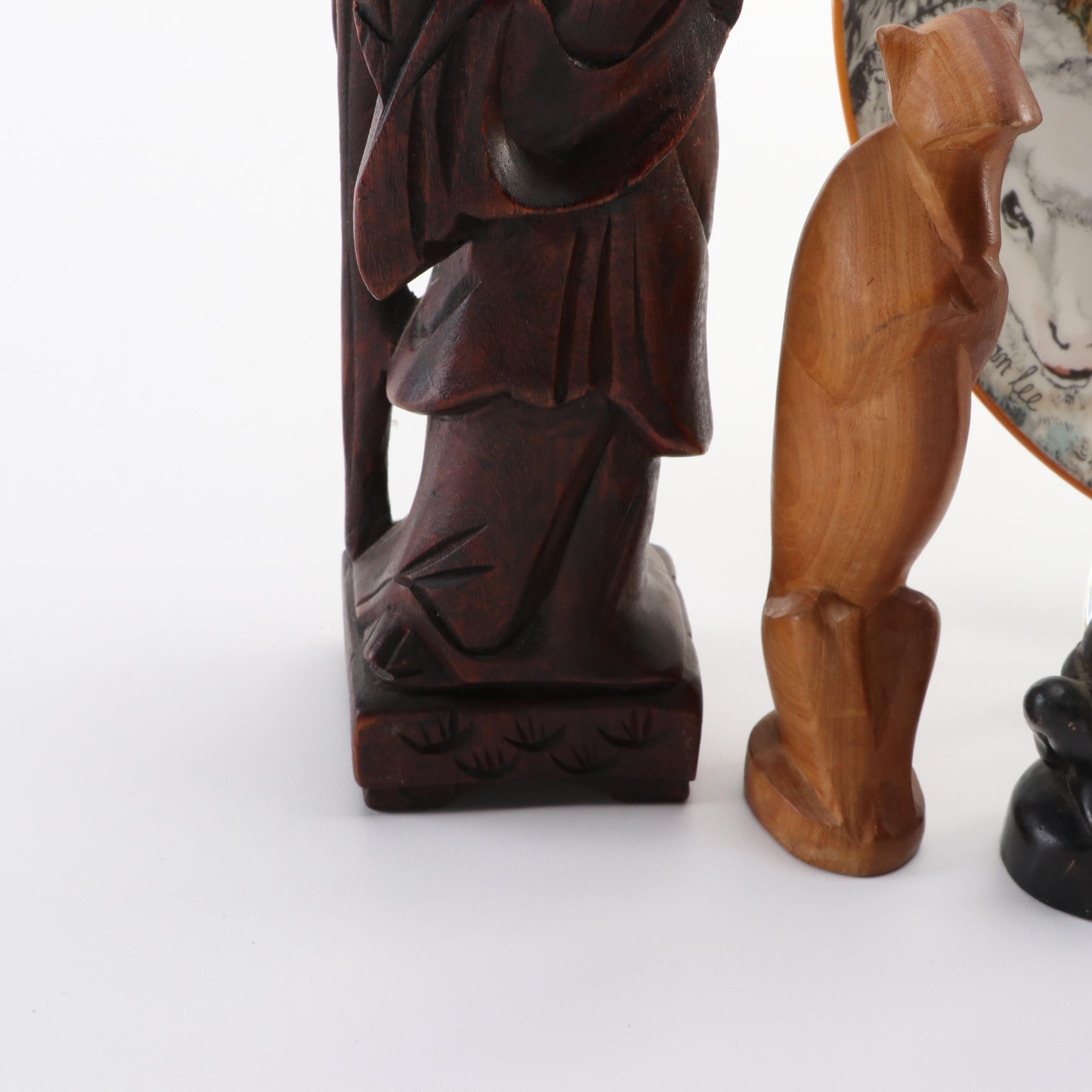 Limoges Haviland "Peaceable Kingdom" Porcelain Plate with Carved Wood Figurines