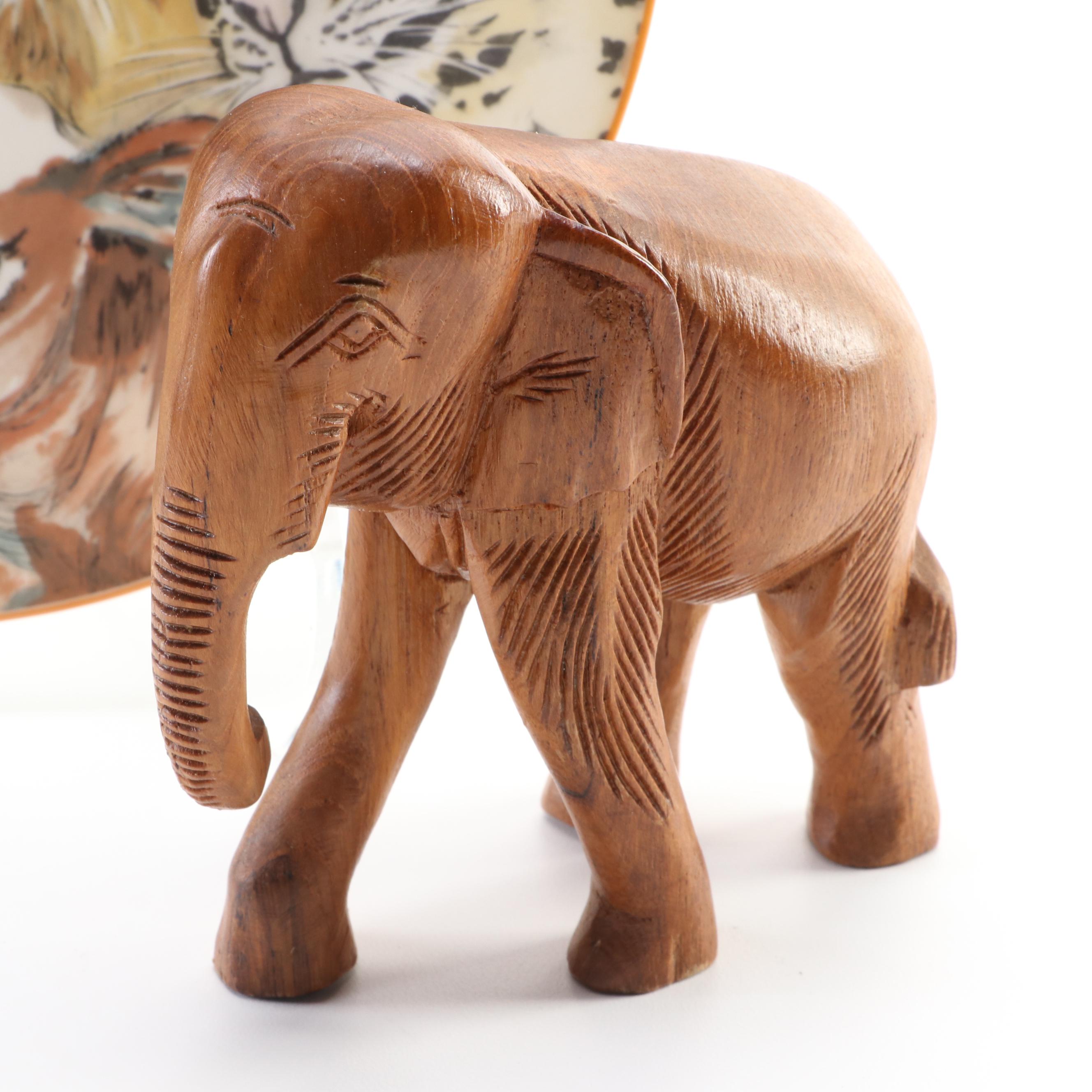 Limoges Haviland "Peaceable Kingdom" Porcelain Plate with Carved Wood Figurines