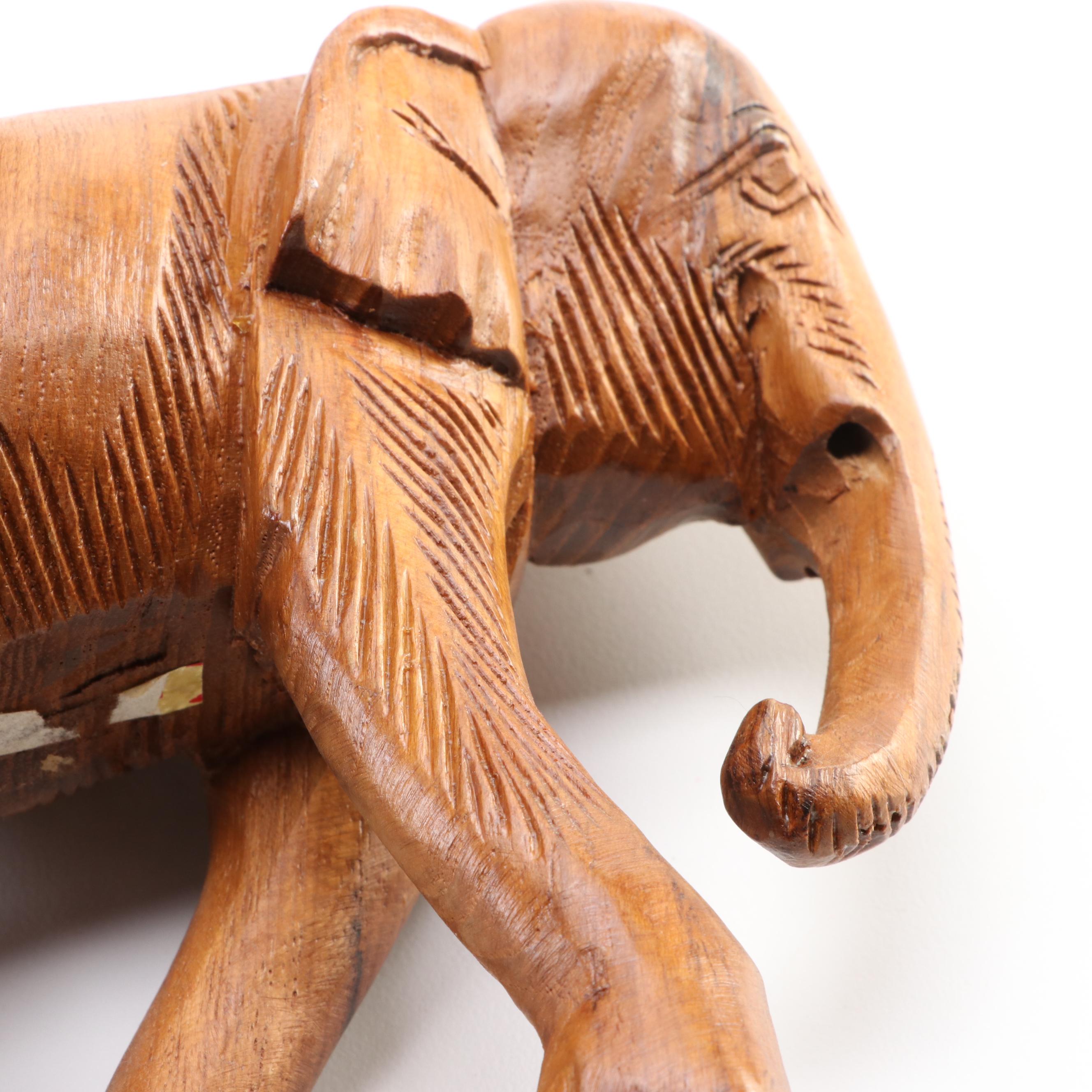 Limoges Haviland "Peaceable Kingdom" Porcelain Plate with Carved Wood Figurines