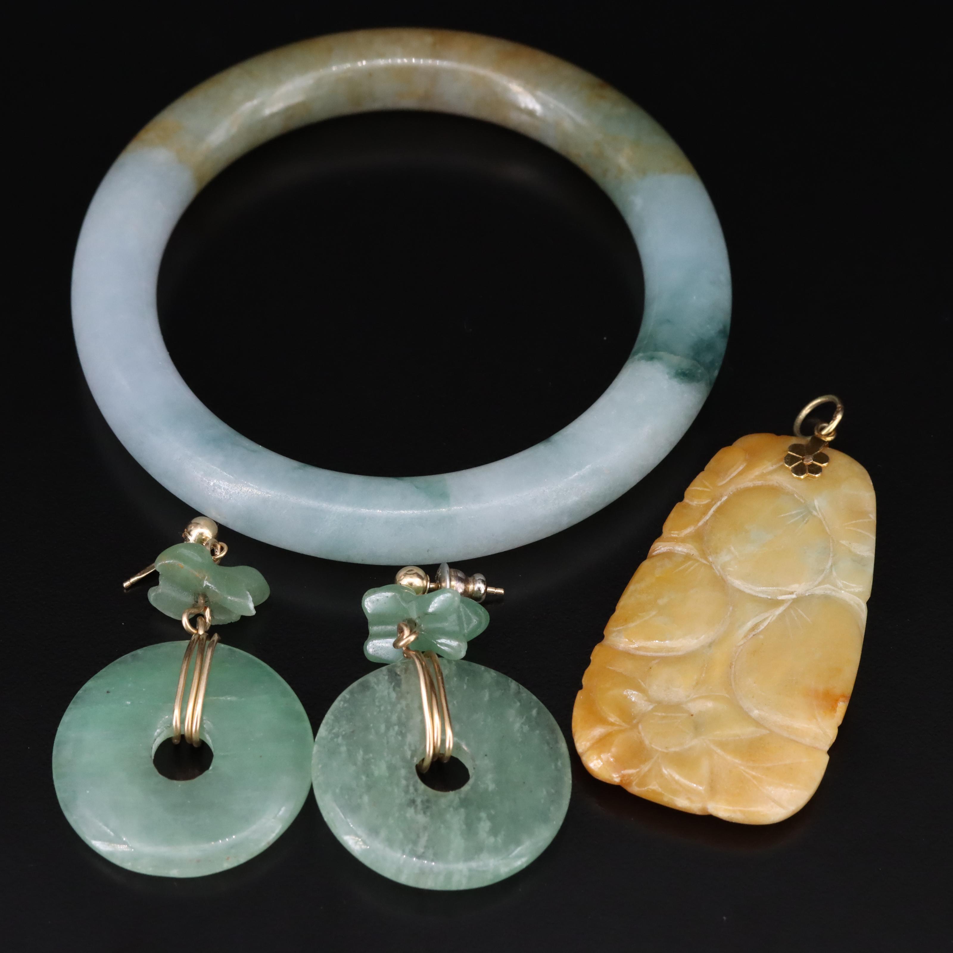 14K Jadeite and Quartzite Jewelry Assortment