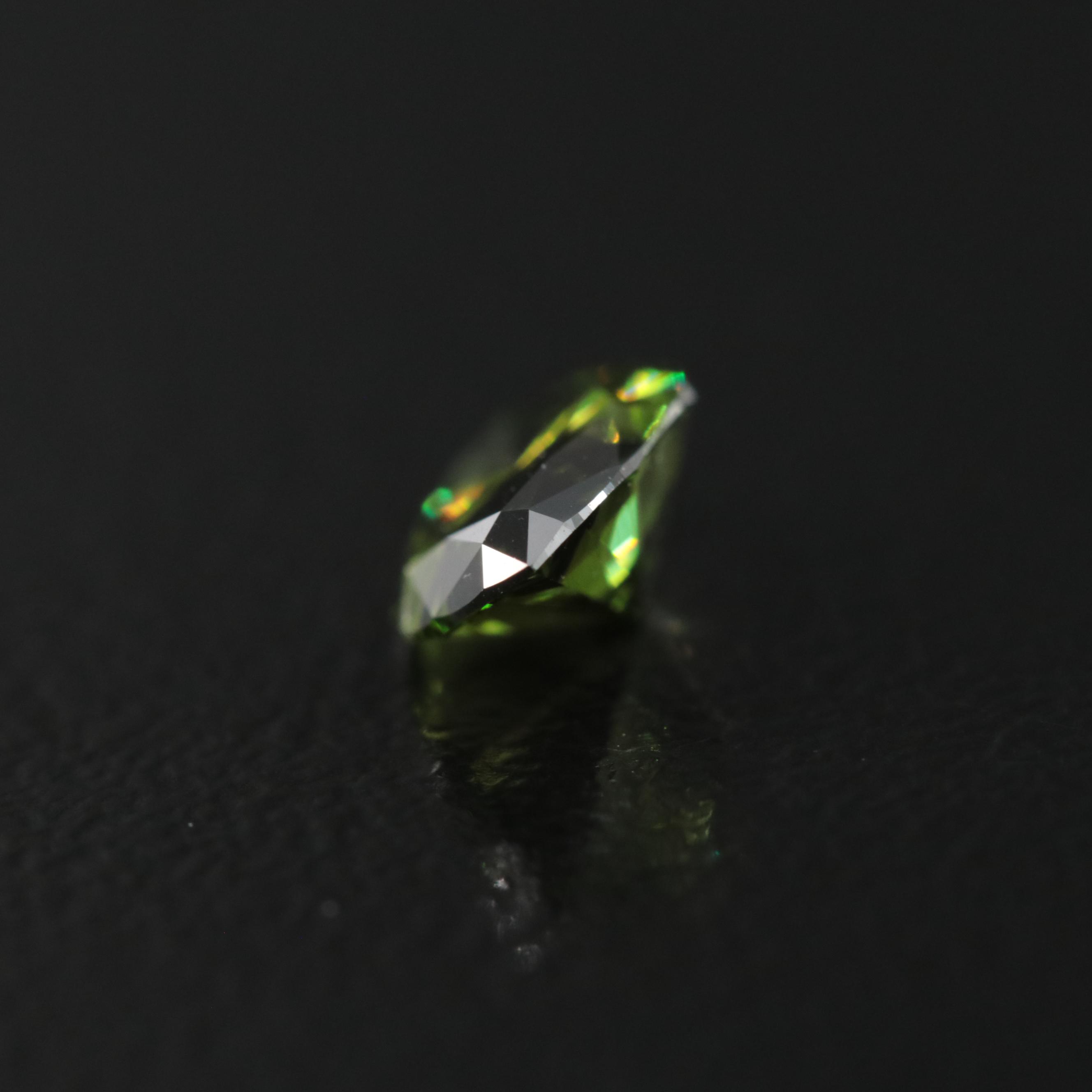 Loose 1.01 CT Fancy Dark Green Diamond