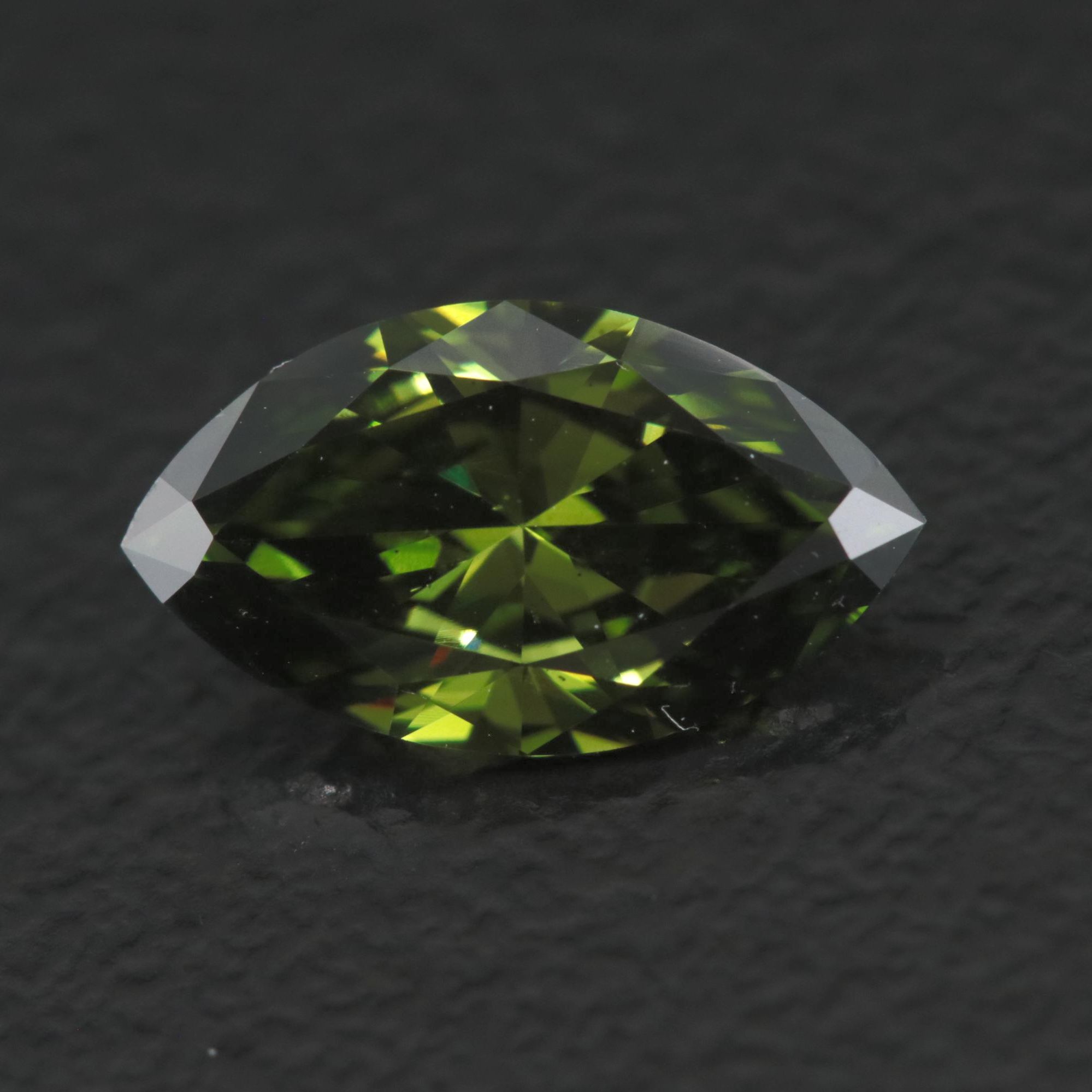 Loose 1.01 CT Fancy Dark Green Diamond