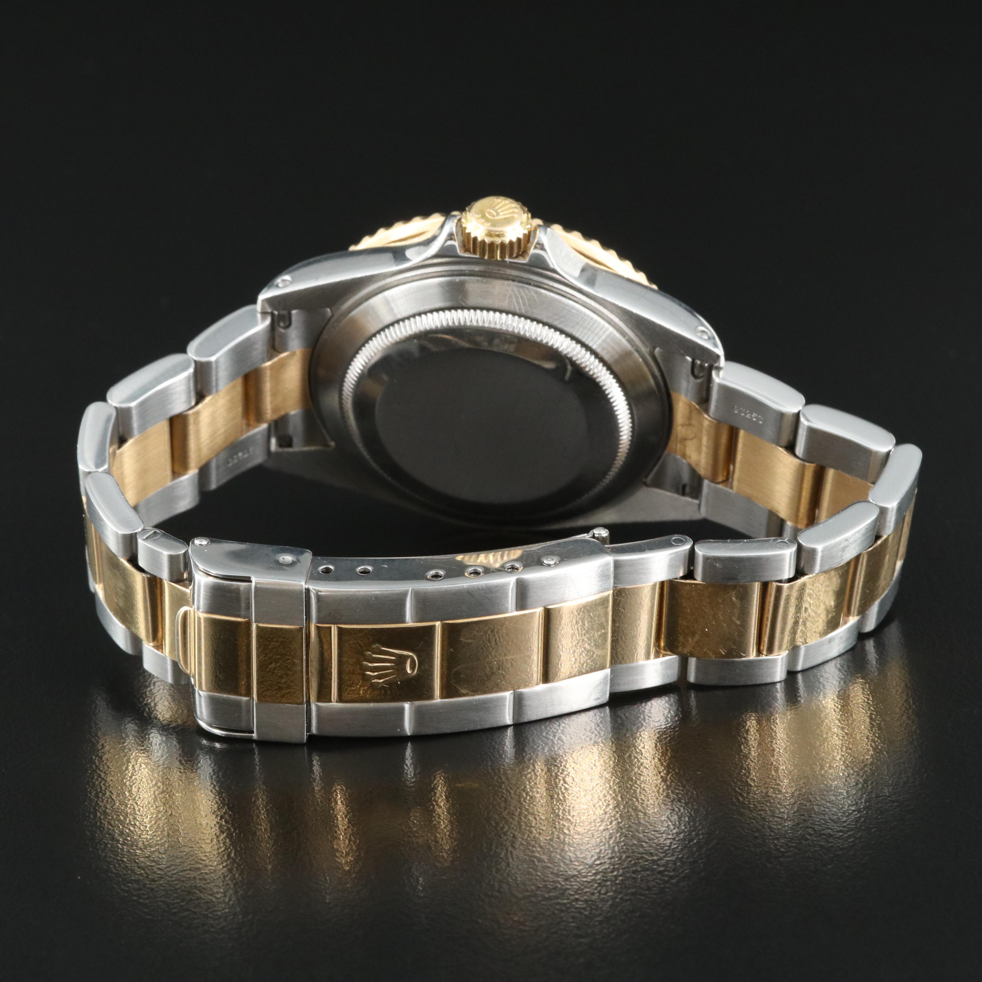 2001 Rolex Oyster Perpetual Submariner Date Watch