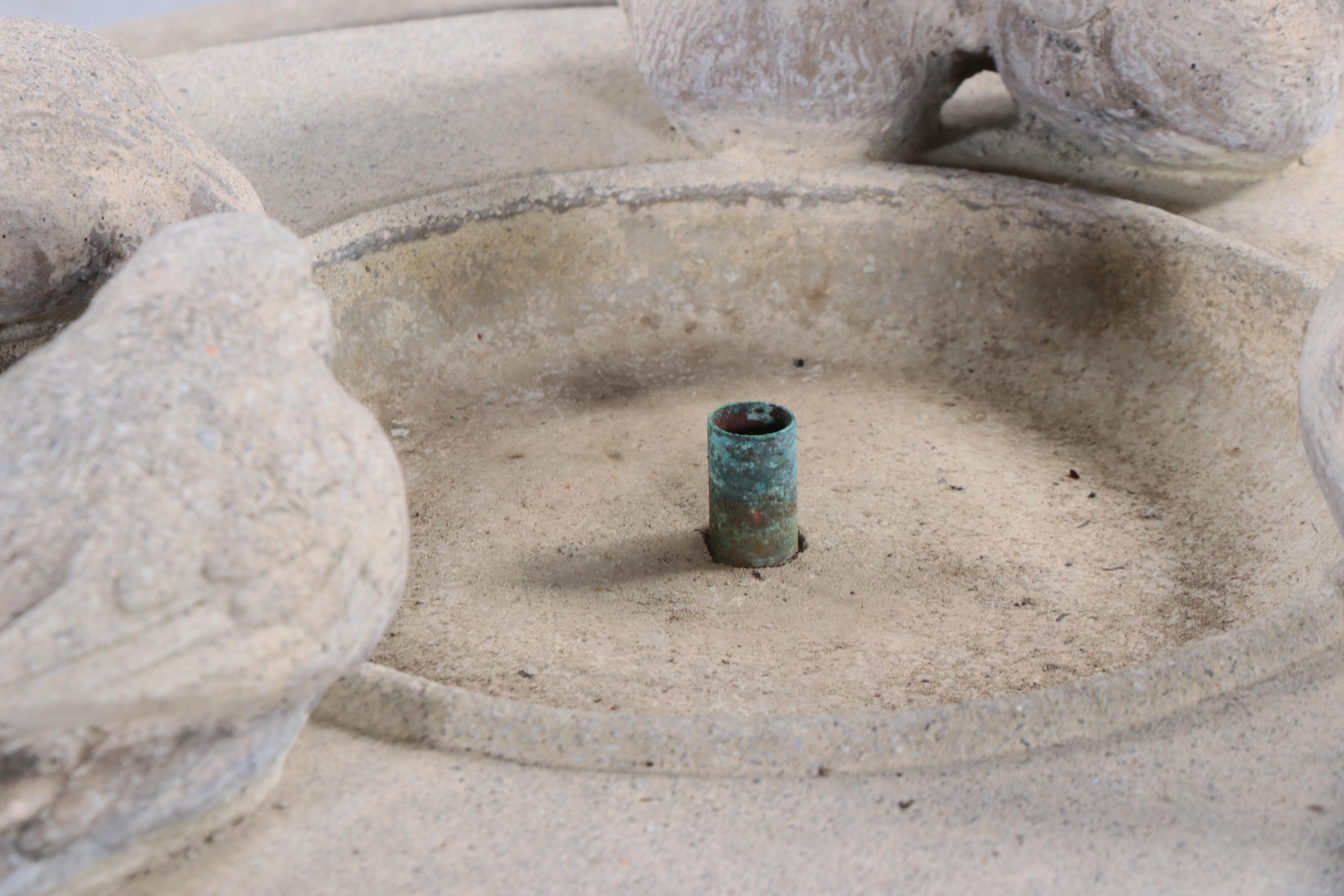 Passaros Concrete Bird Bath Fountain