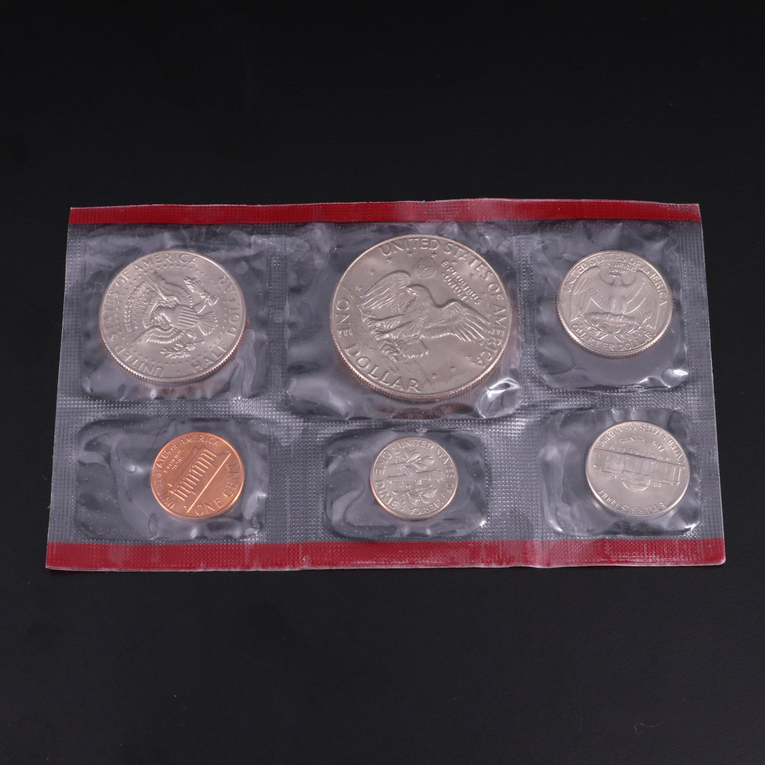 Collection of United States Coins, Currency, and a Silver Bicentennial Medal