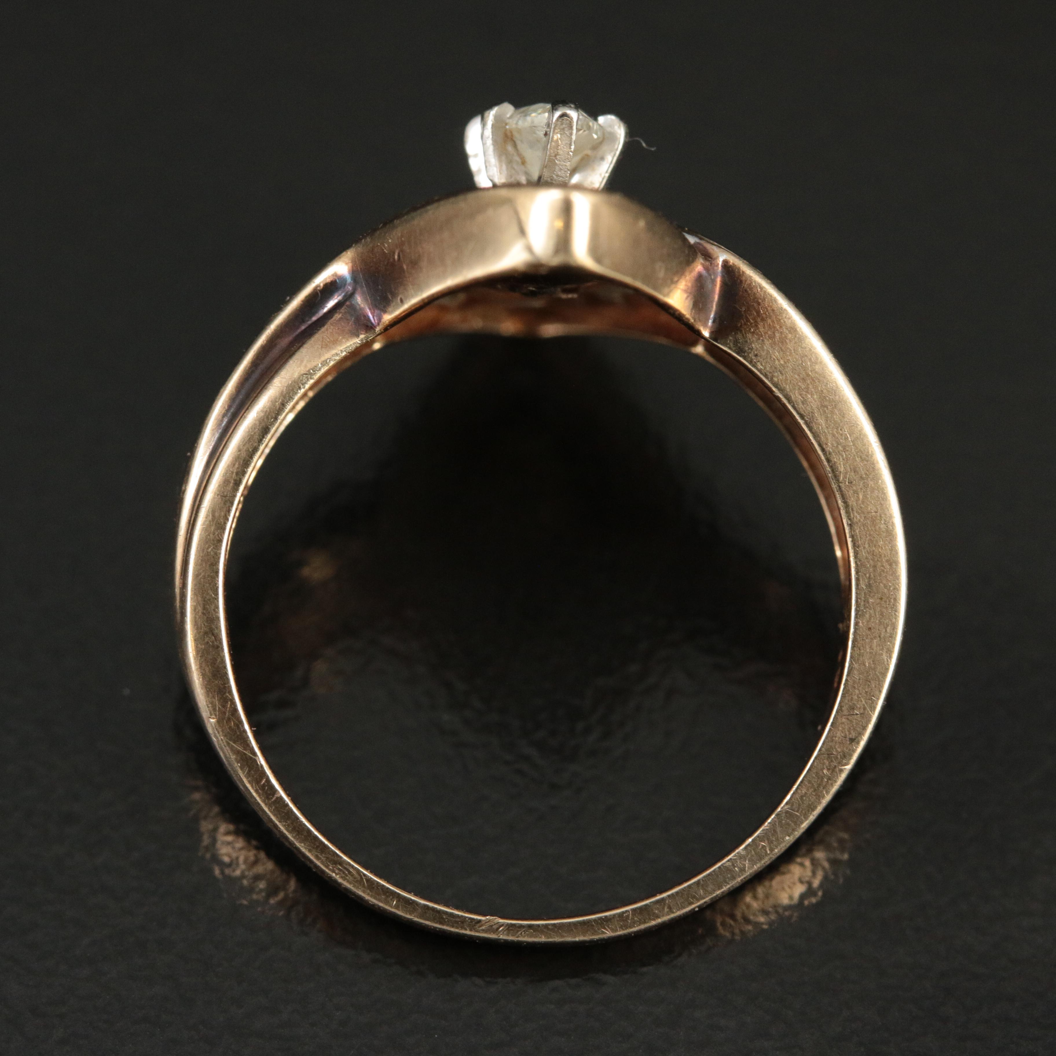 10K 1.05 CTW Diamond Ring