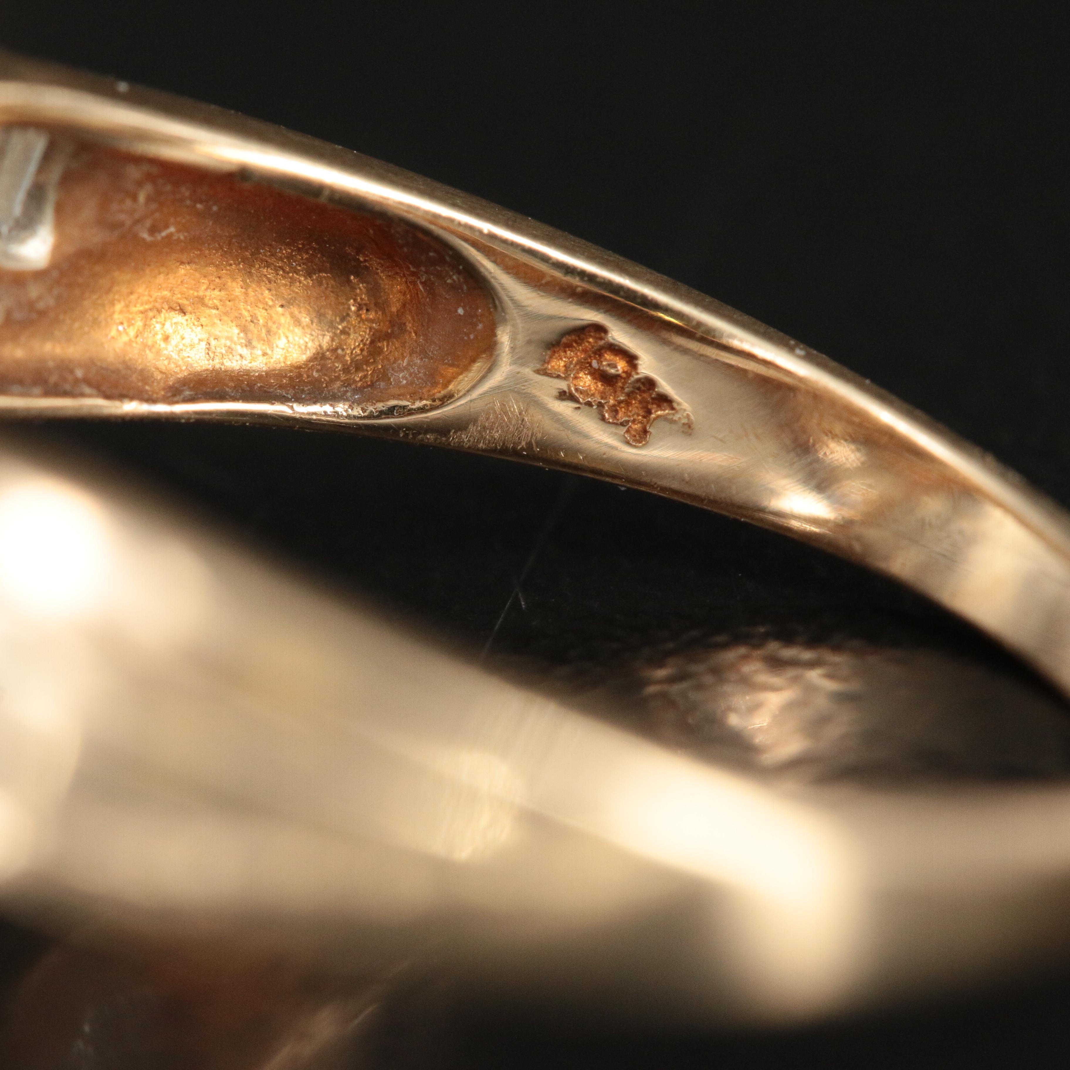 10K 1.05 CTW Diamond Ring