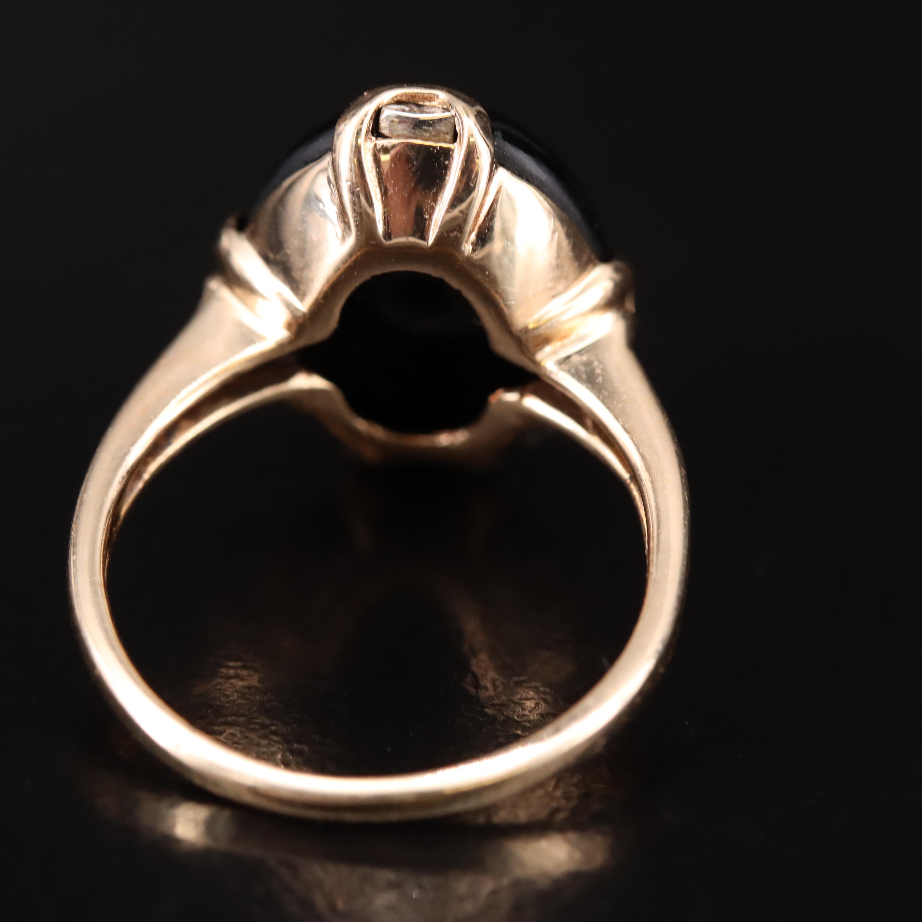 10K Black Onyx and 0.03 CTW Diamond Ring