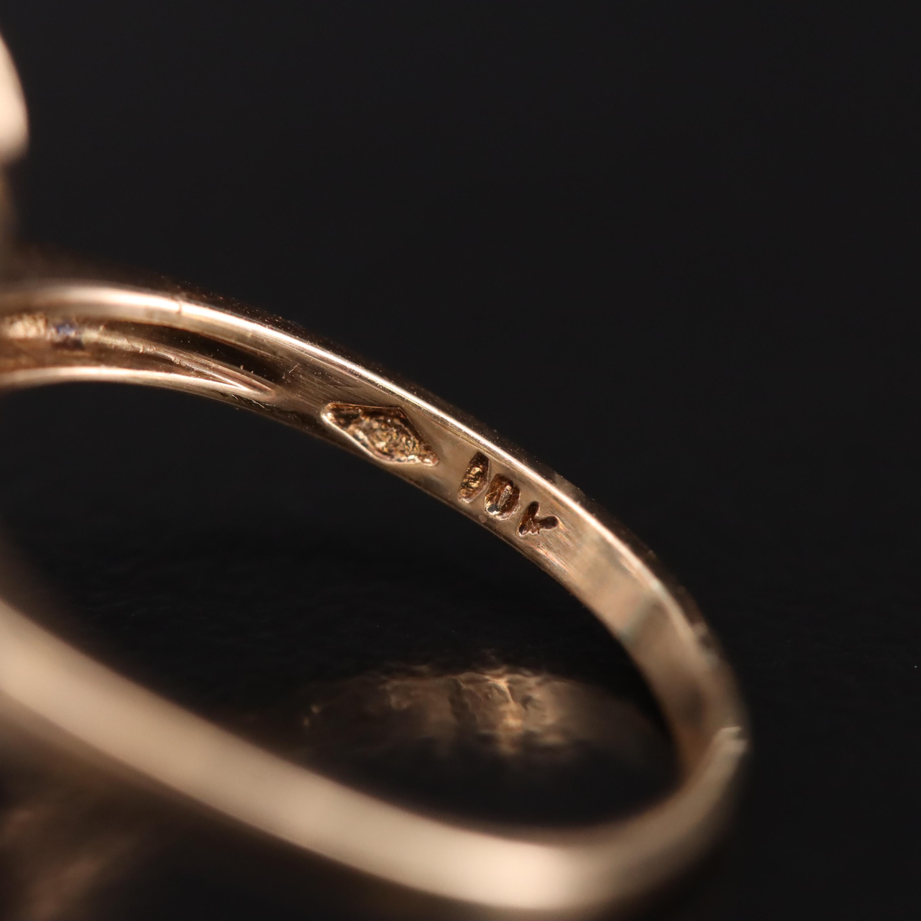 10K Black Onyx and 0.03 CTW Diamond Ring