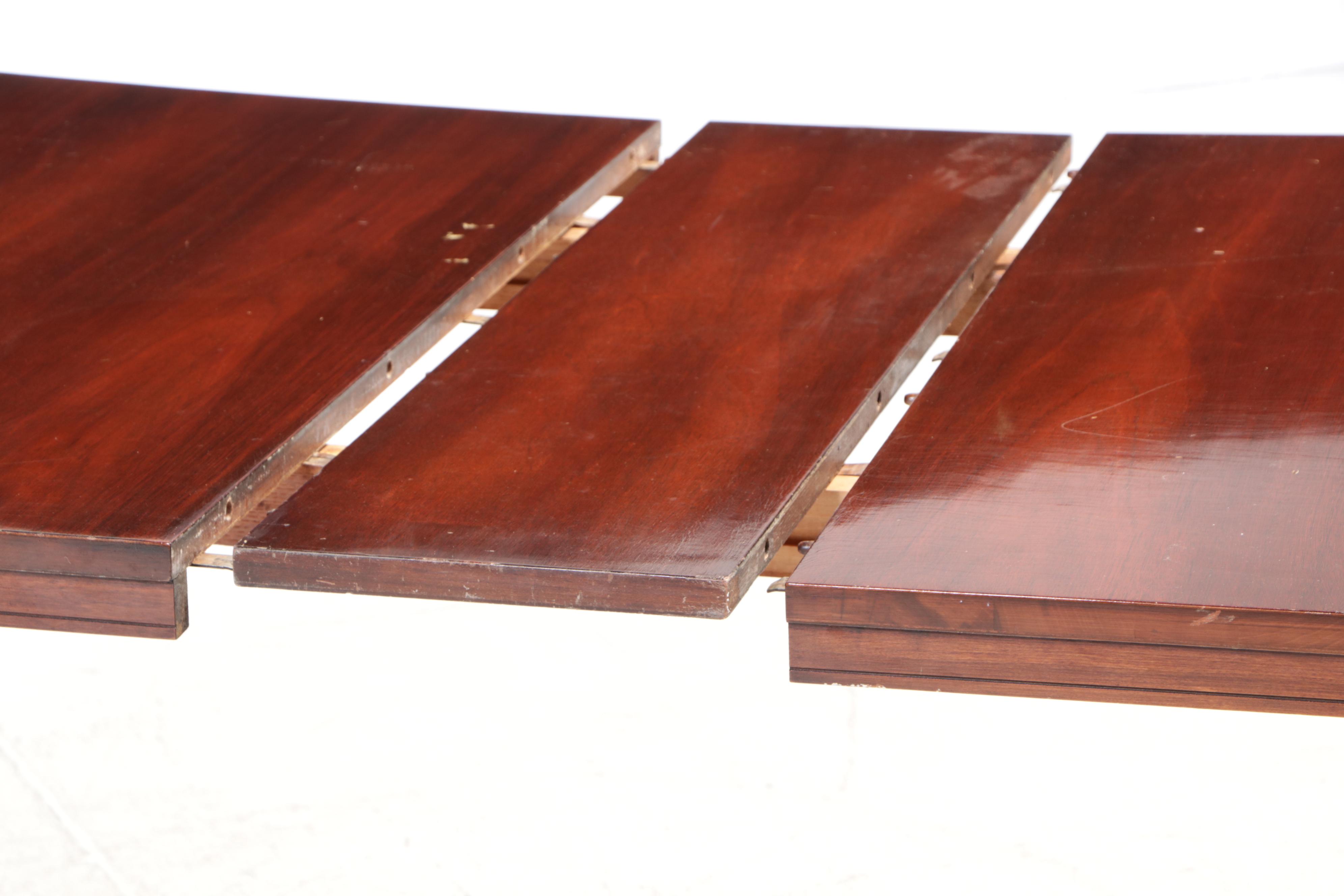 Federal Style Mahogany Dining Set, Mid-20th Century