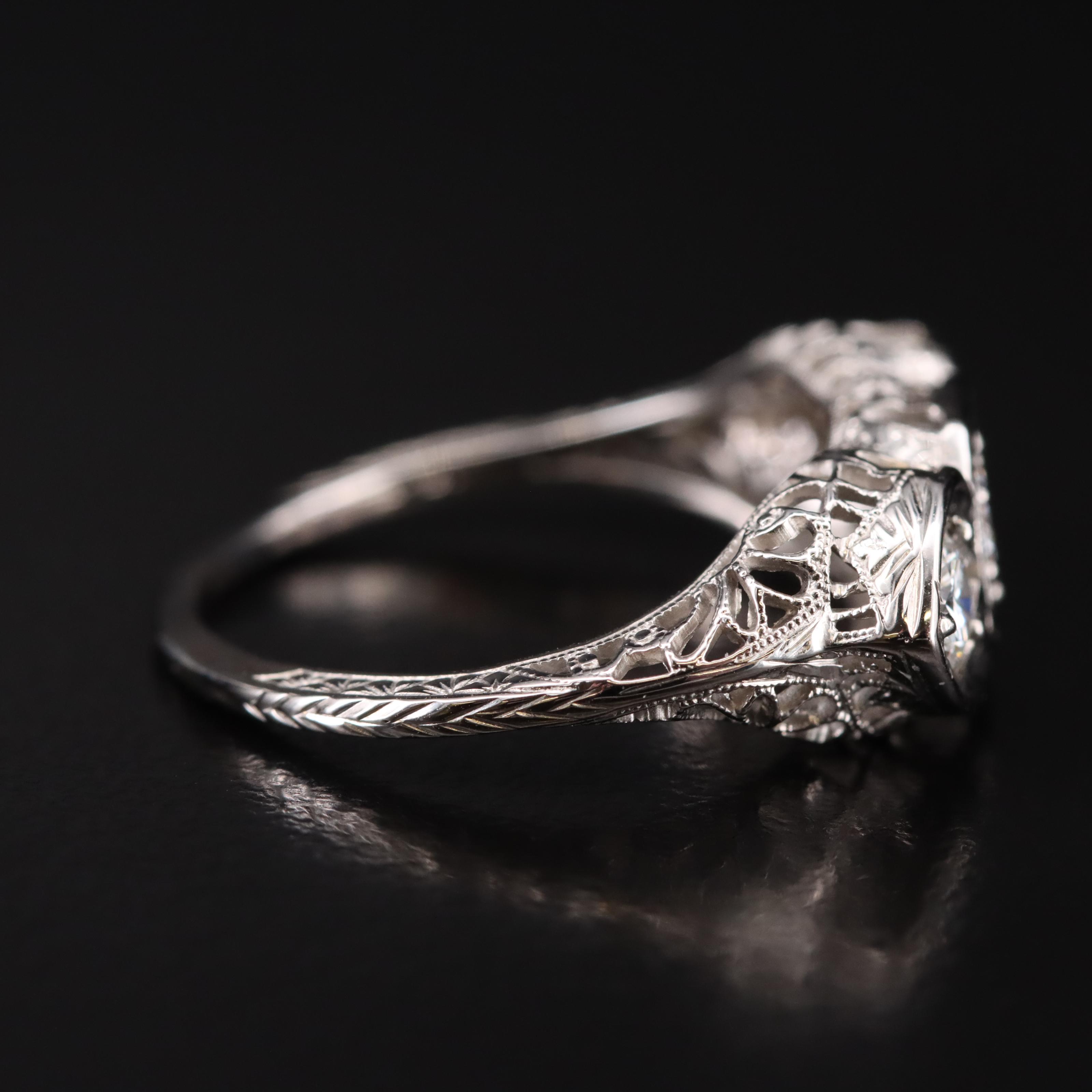 18K 0.53 CTW Diamond Ring