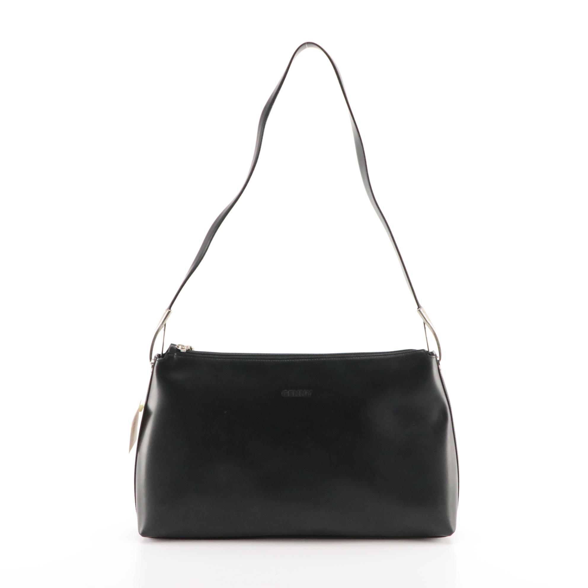 Genny Shoulder Bag in Black Leather with Tag