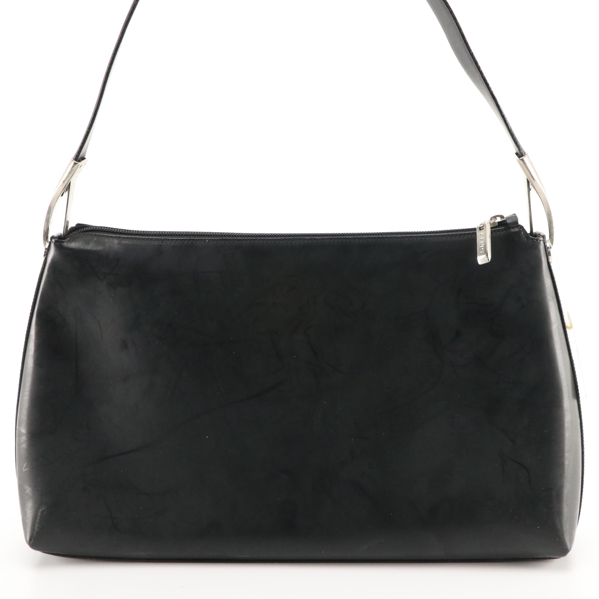 Genny Shoulder Bag in Black Leather with Tag