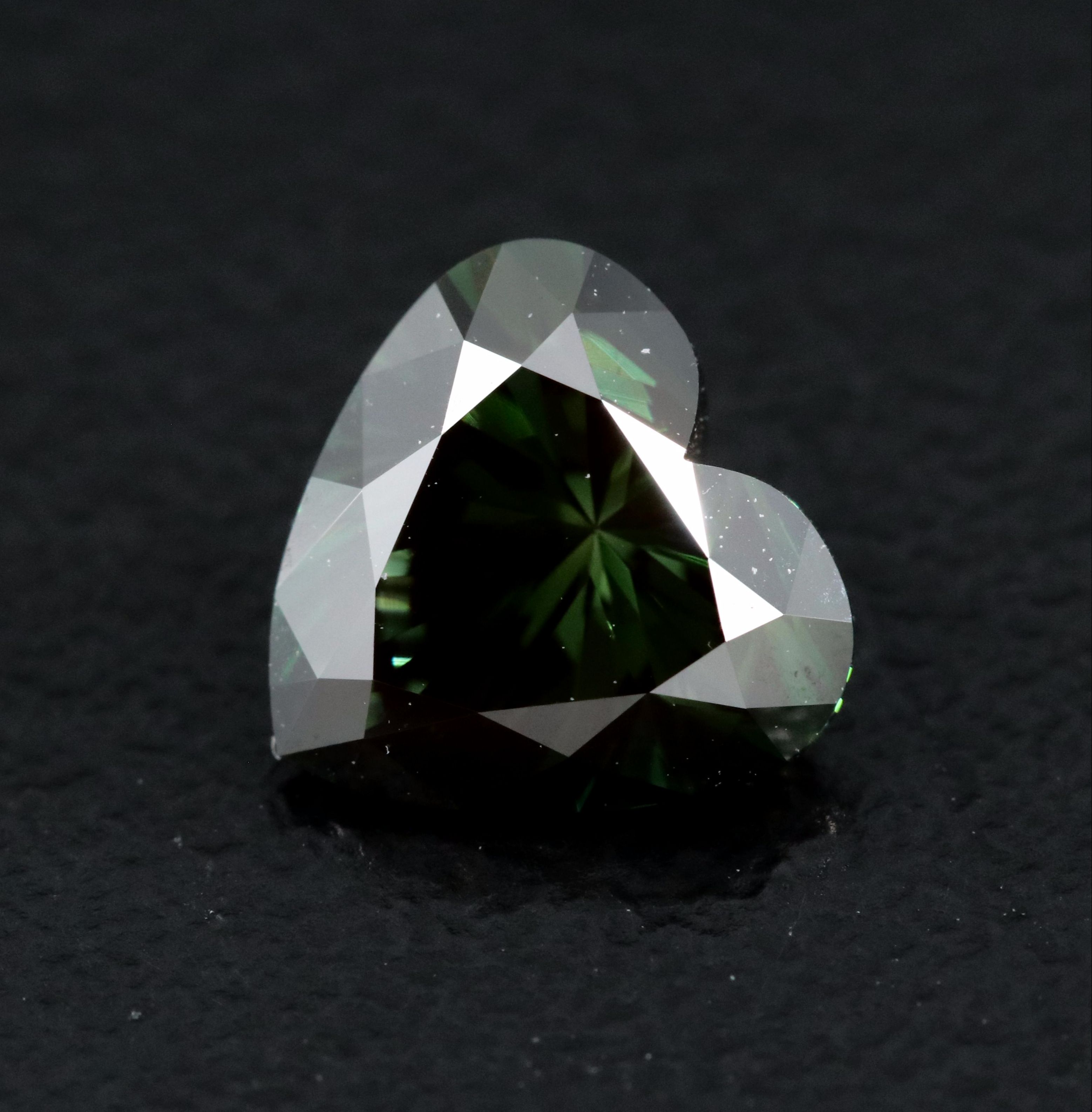 Loose 1.57 CT Fancy Dark Green Diamond