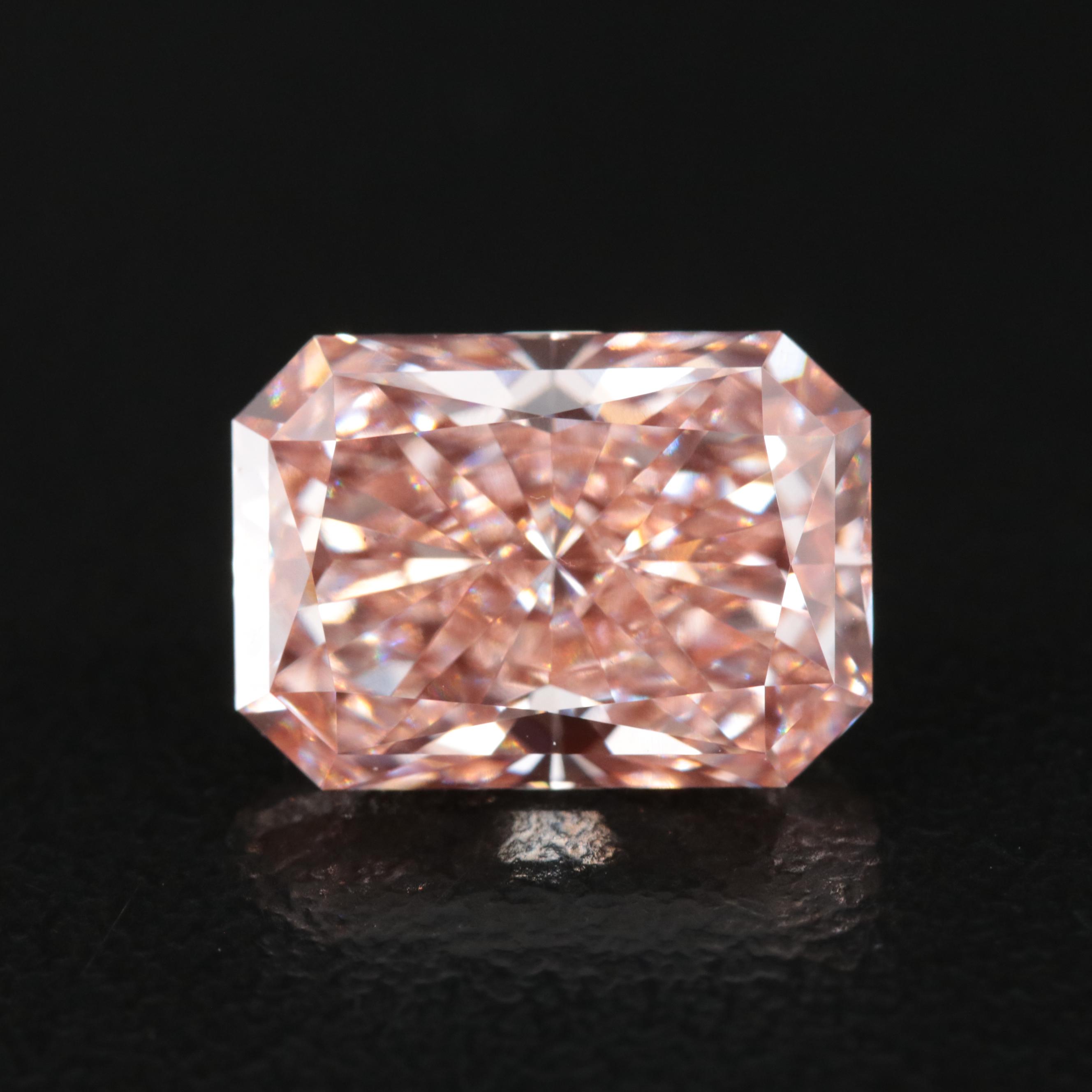 Loose 5.06 CT Fancy Pink Diamond