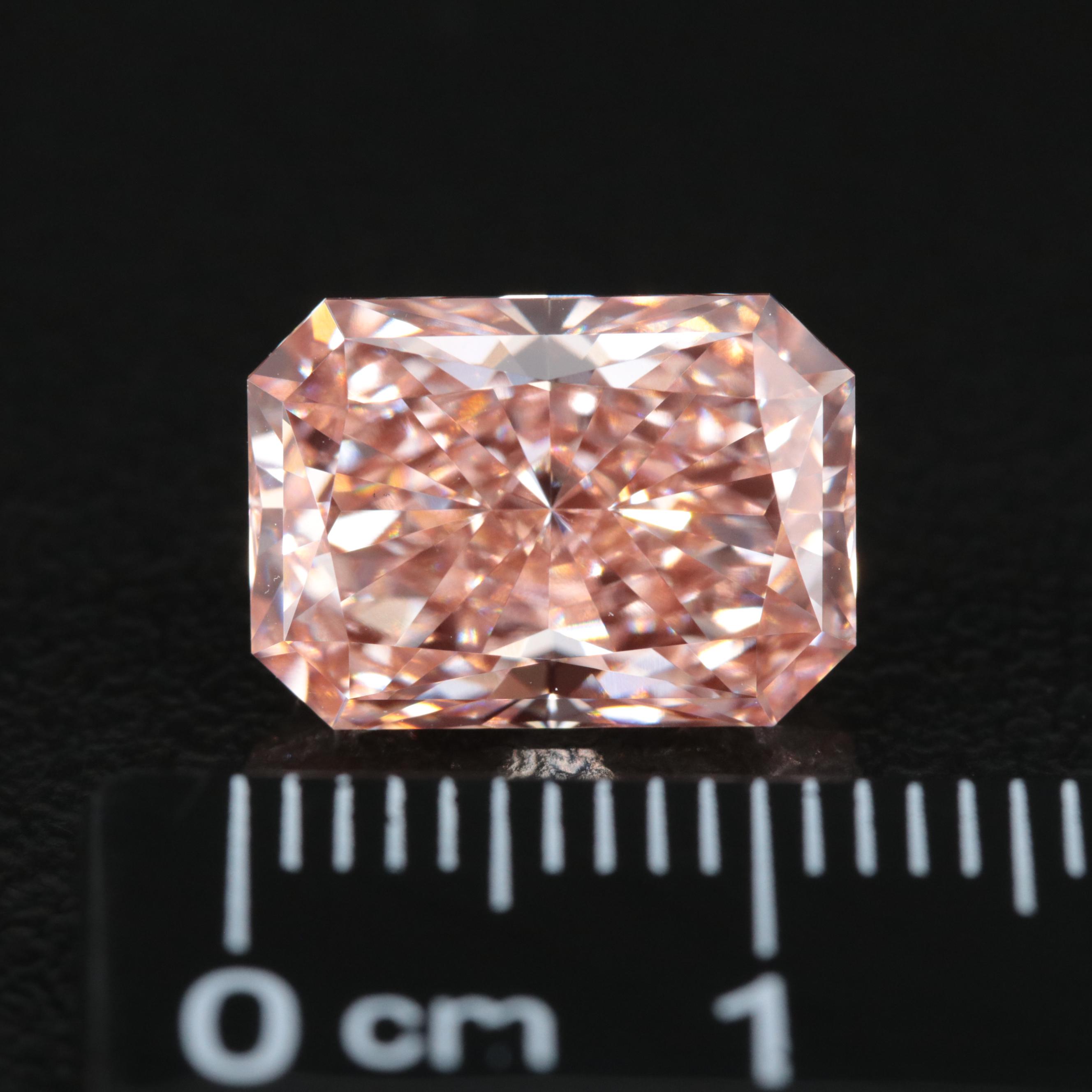 Loose 5.06 CT Fancy Pink Diamond