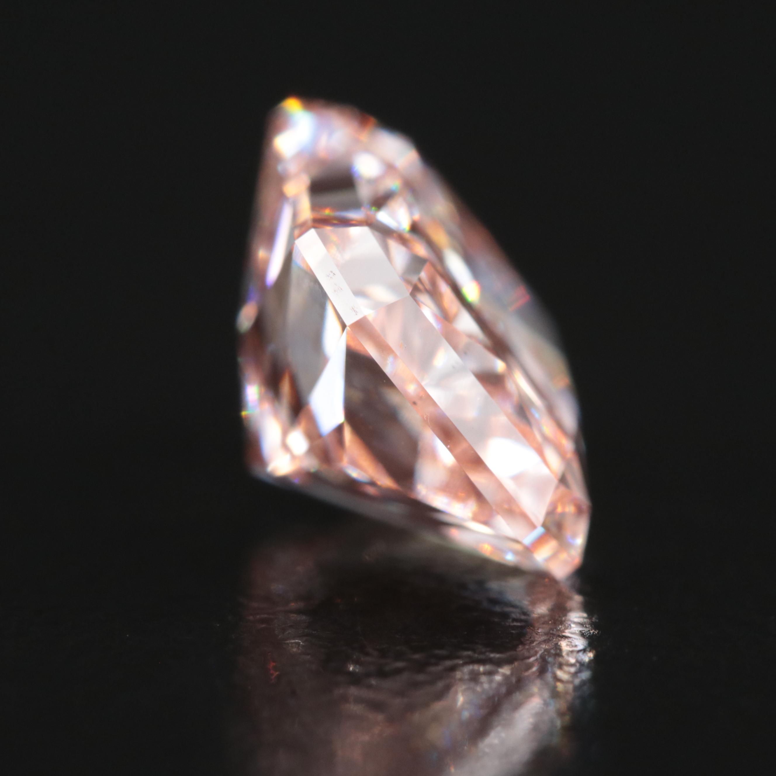 Loose 5.06 CT Fancy Pink Diamond