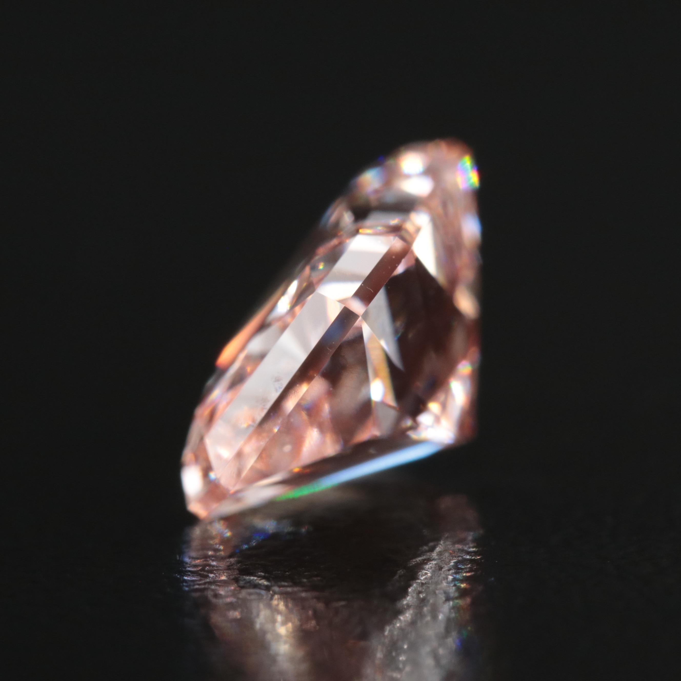 Loose 5.06 CT Fancy Pink Diamond
