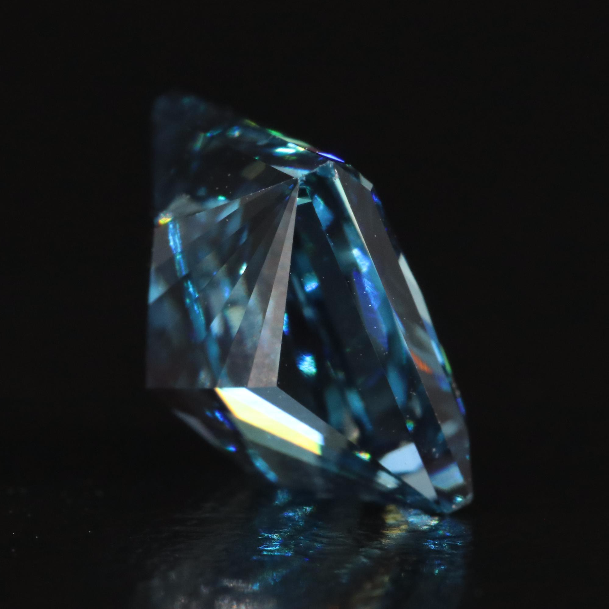 Loose 3.00 CT Fancy Dark Blue Diamond