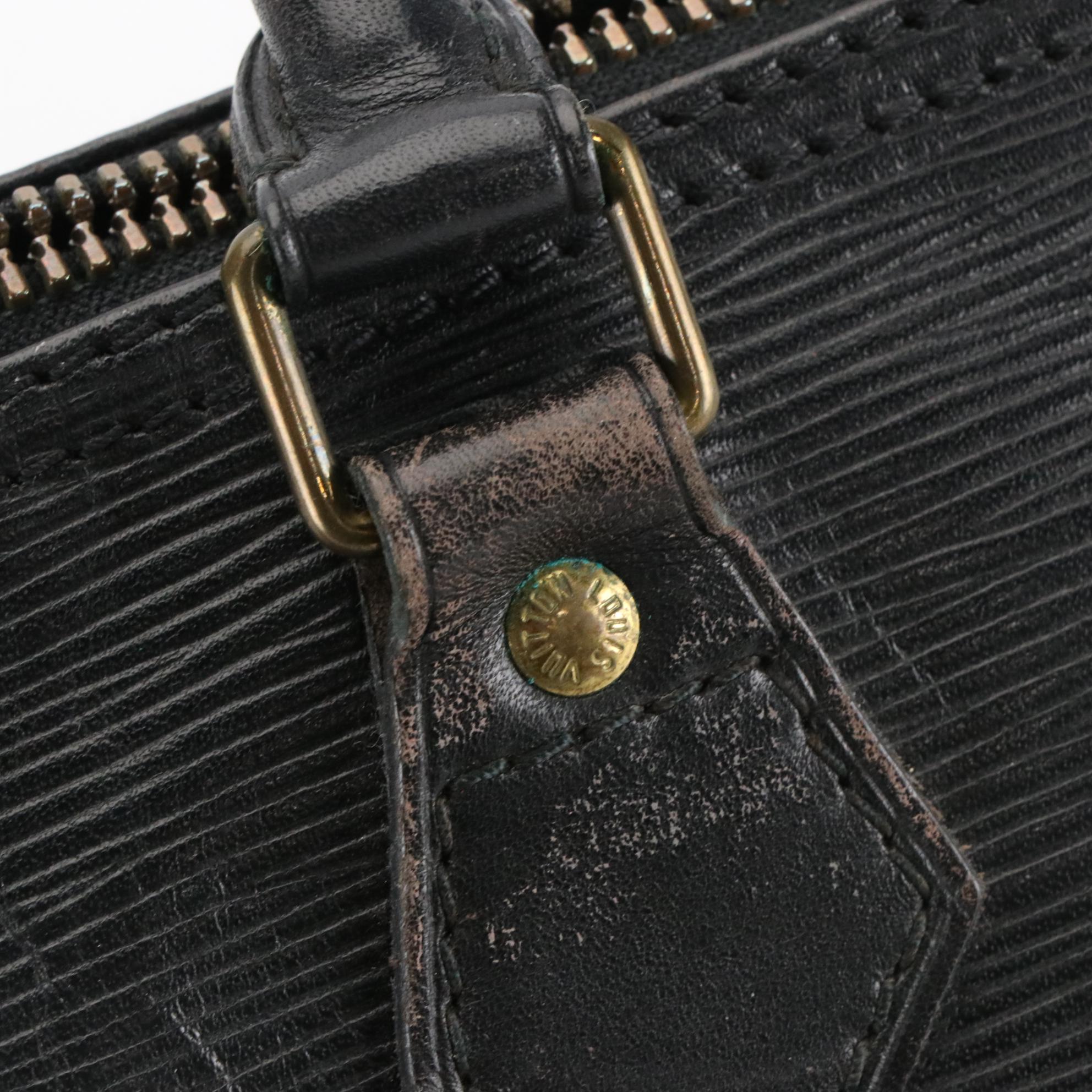 Louis Vuitton Speedy 30 in Black Epi and Smooth Leather