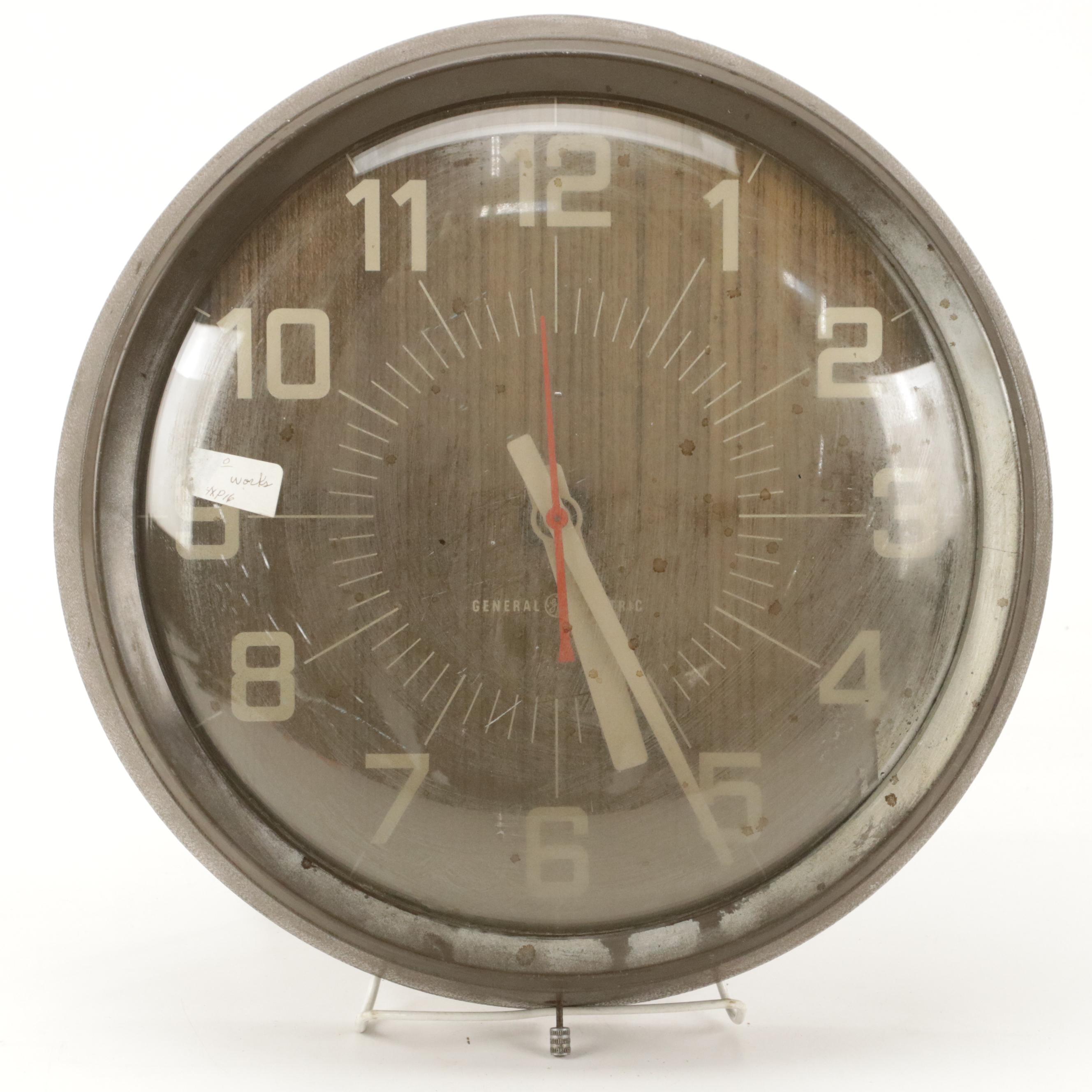 General Electric Electric Wall Clock, Mid to Late 20th Century