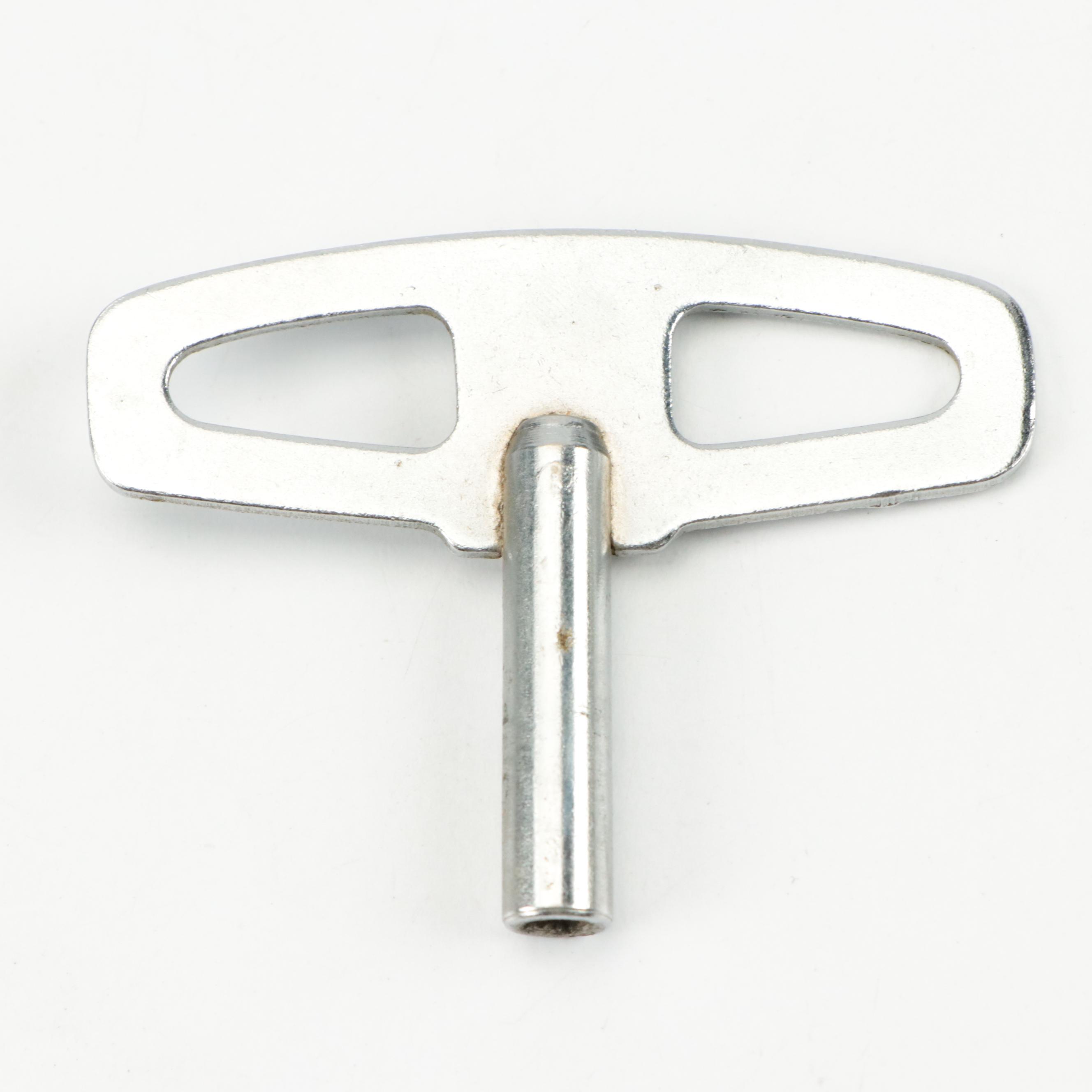 Hobbyist Hand-Carved Wooden Wall Clock, Early to Mid-20th Century