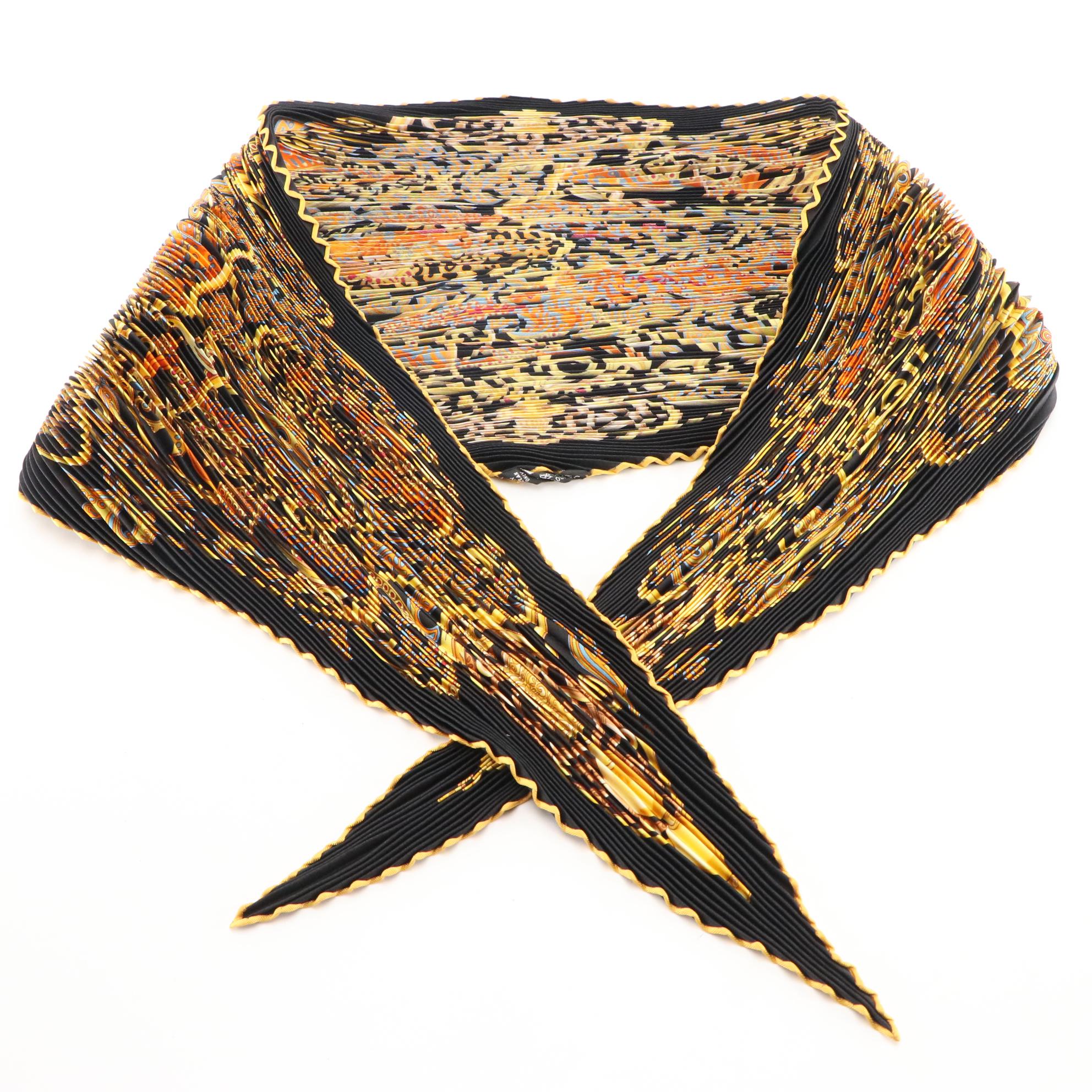 Hermès "La Charmante Aux Animaux" Plissé Silk Twill Scarf with Box