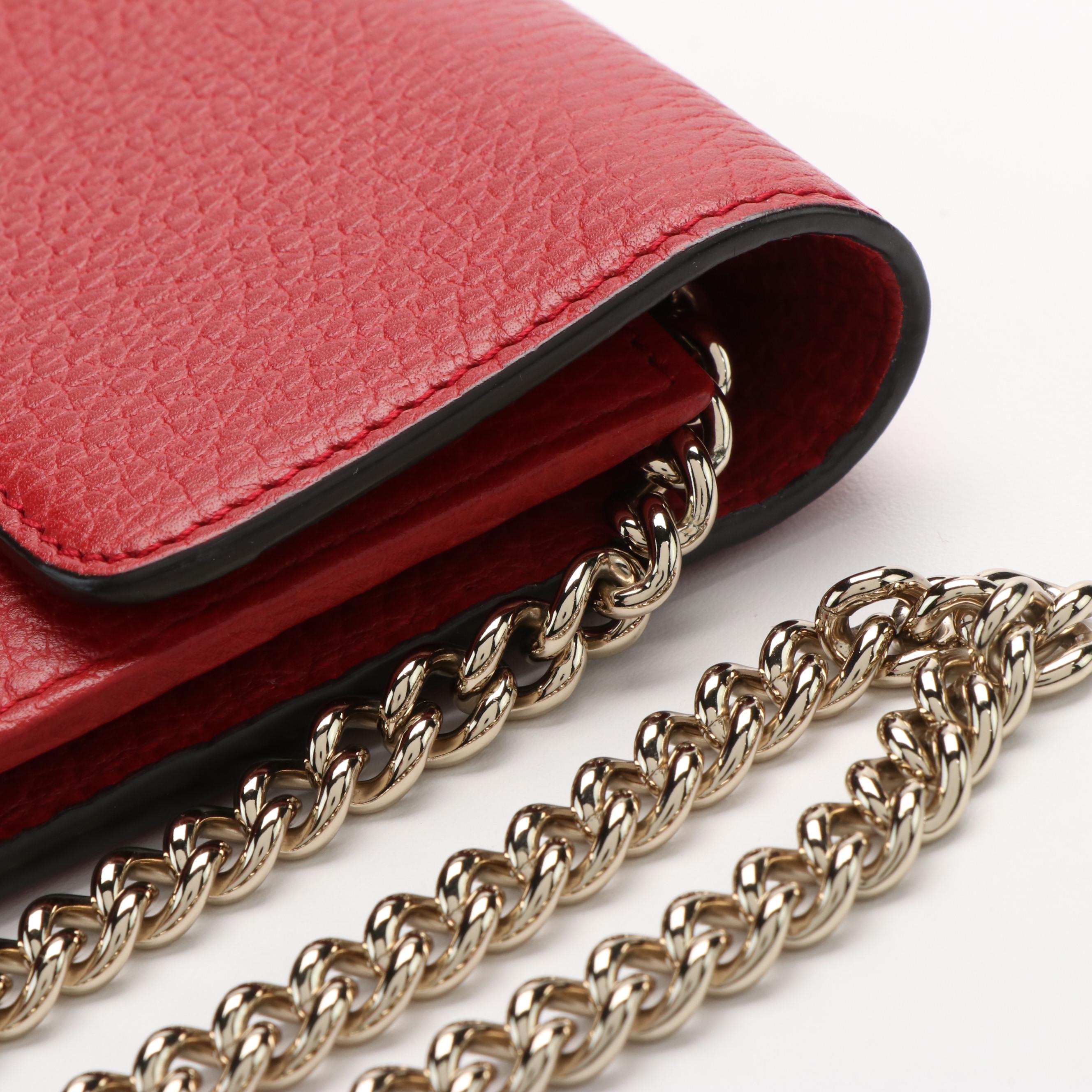 Gucci Interlocking GG Red Leather Convertible Shoulder Bag