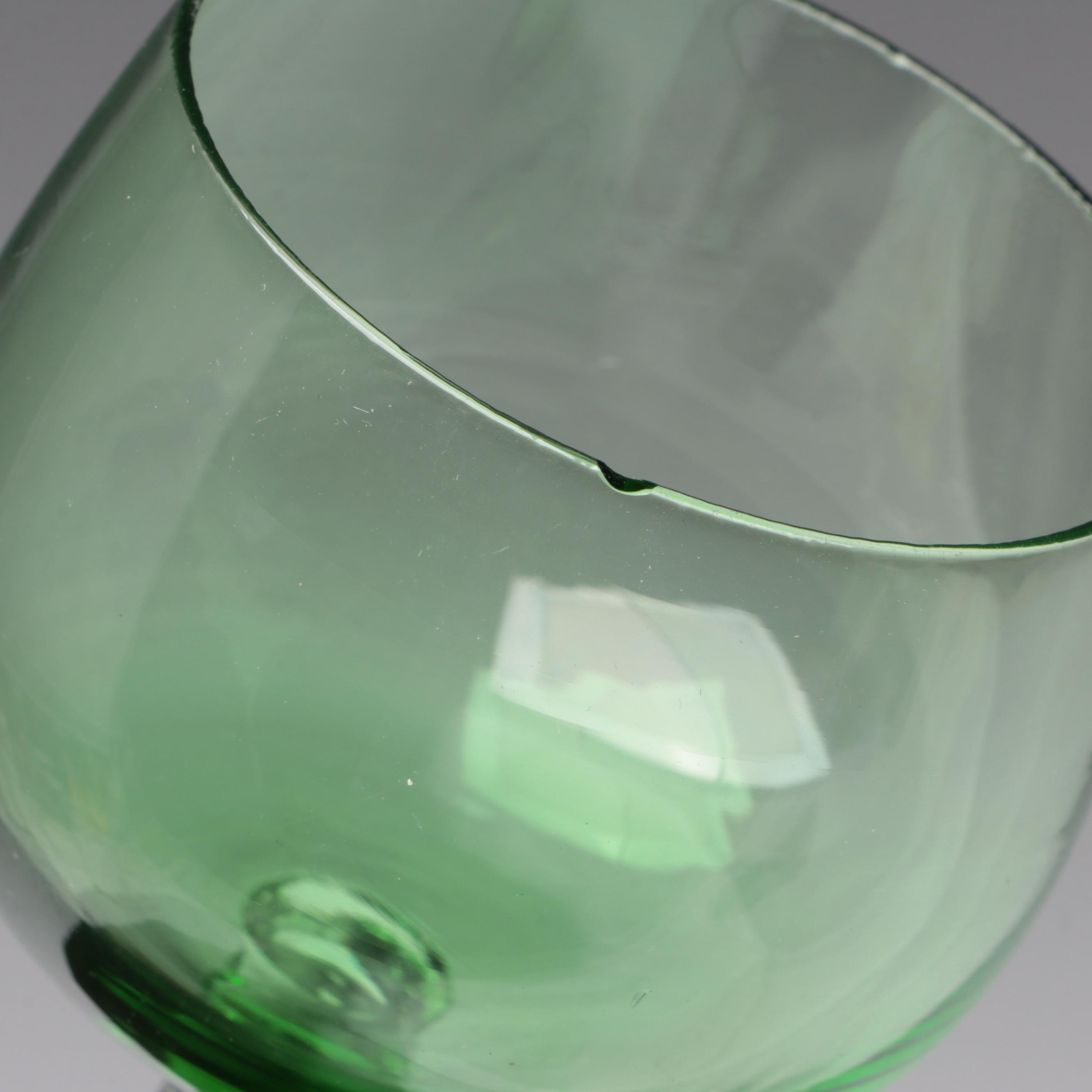 Twist Stem Coupes and Cordial Glasses with Starburst Etched Coupes