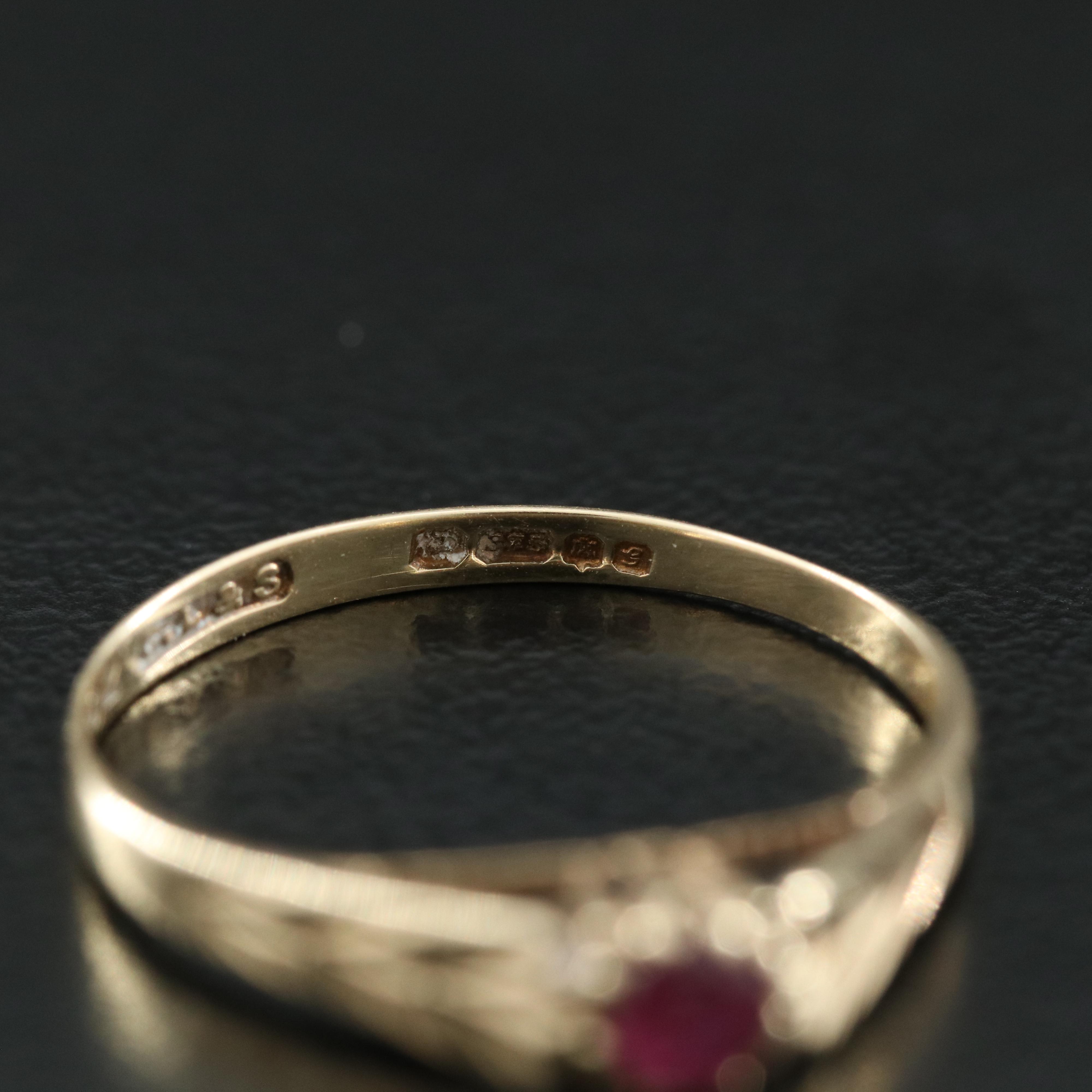 Vintage 9K Ruby Solitaire Ring
