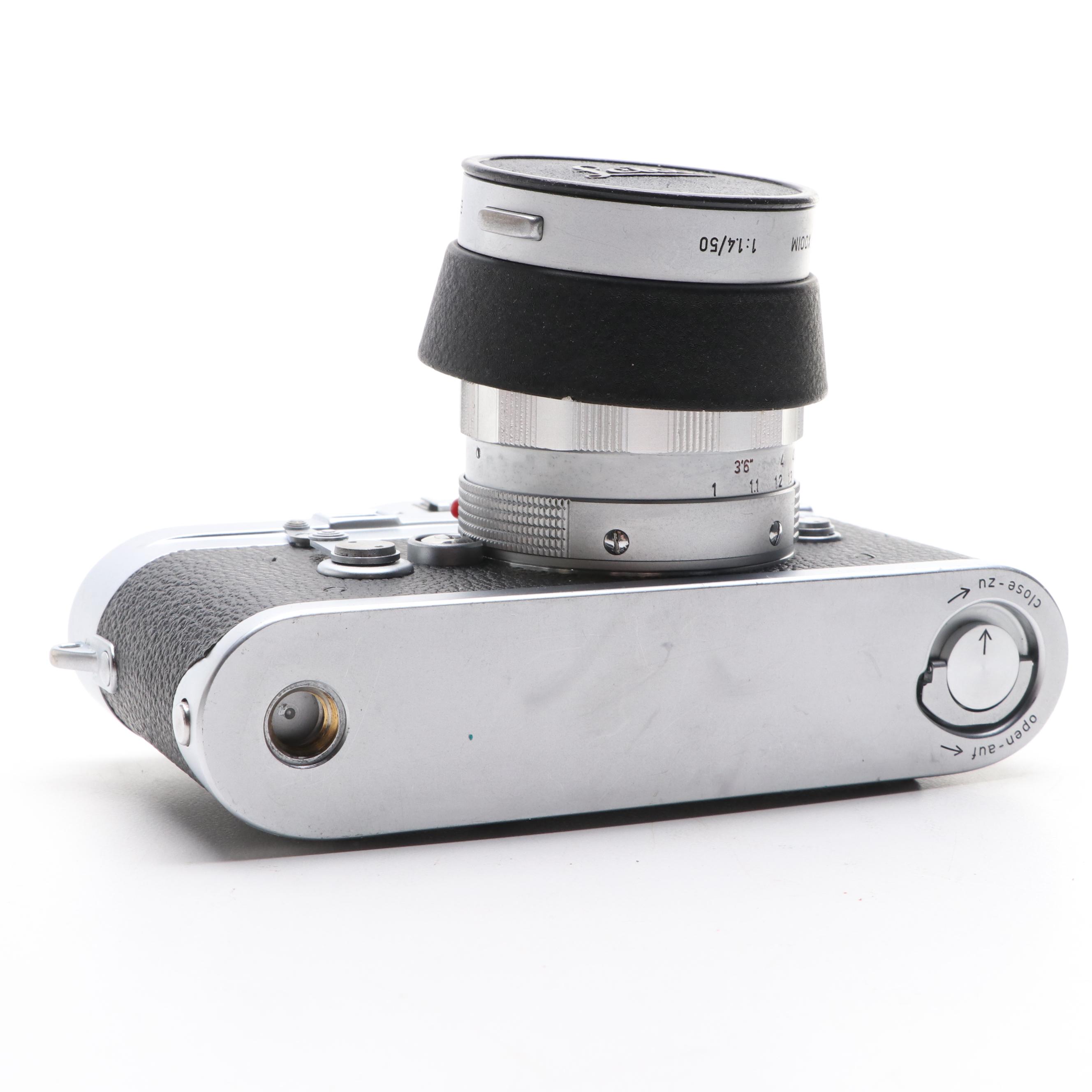 Leica-Meter MC SLR Camera with Leather Case