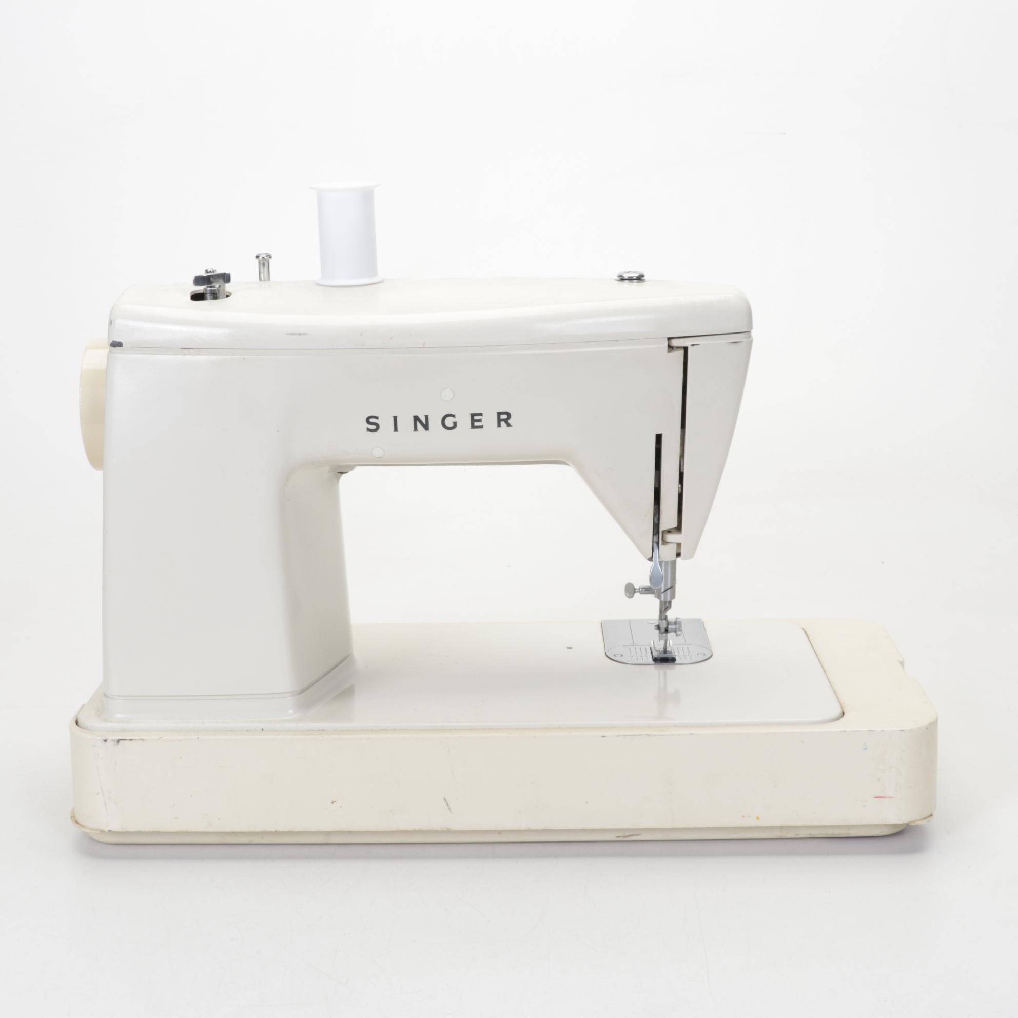 Singer Stylist Model 734 Sewing Machine With Pedal and Booklet, 1970s