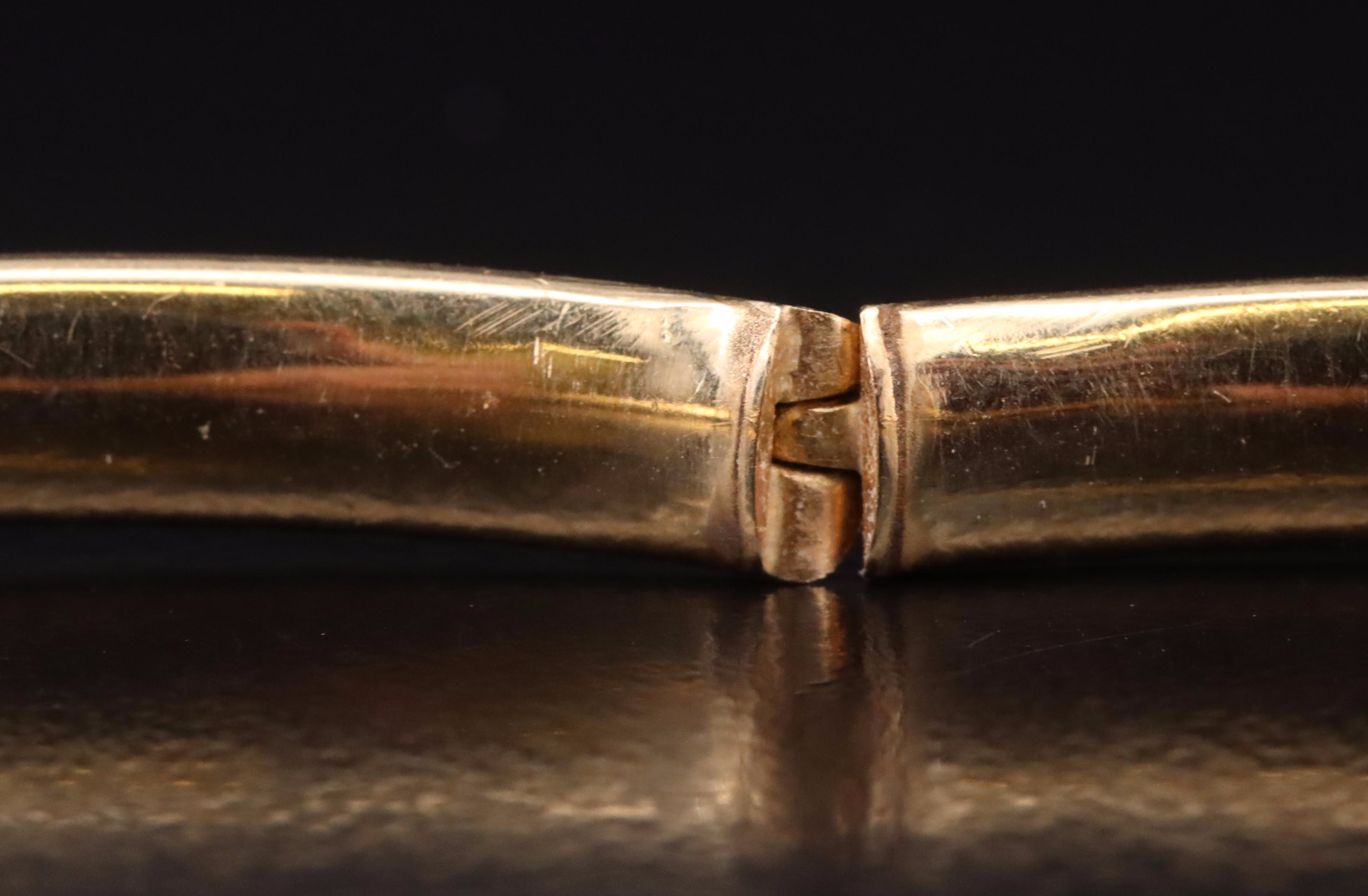 14K Diamond Cut Bangle