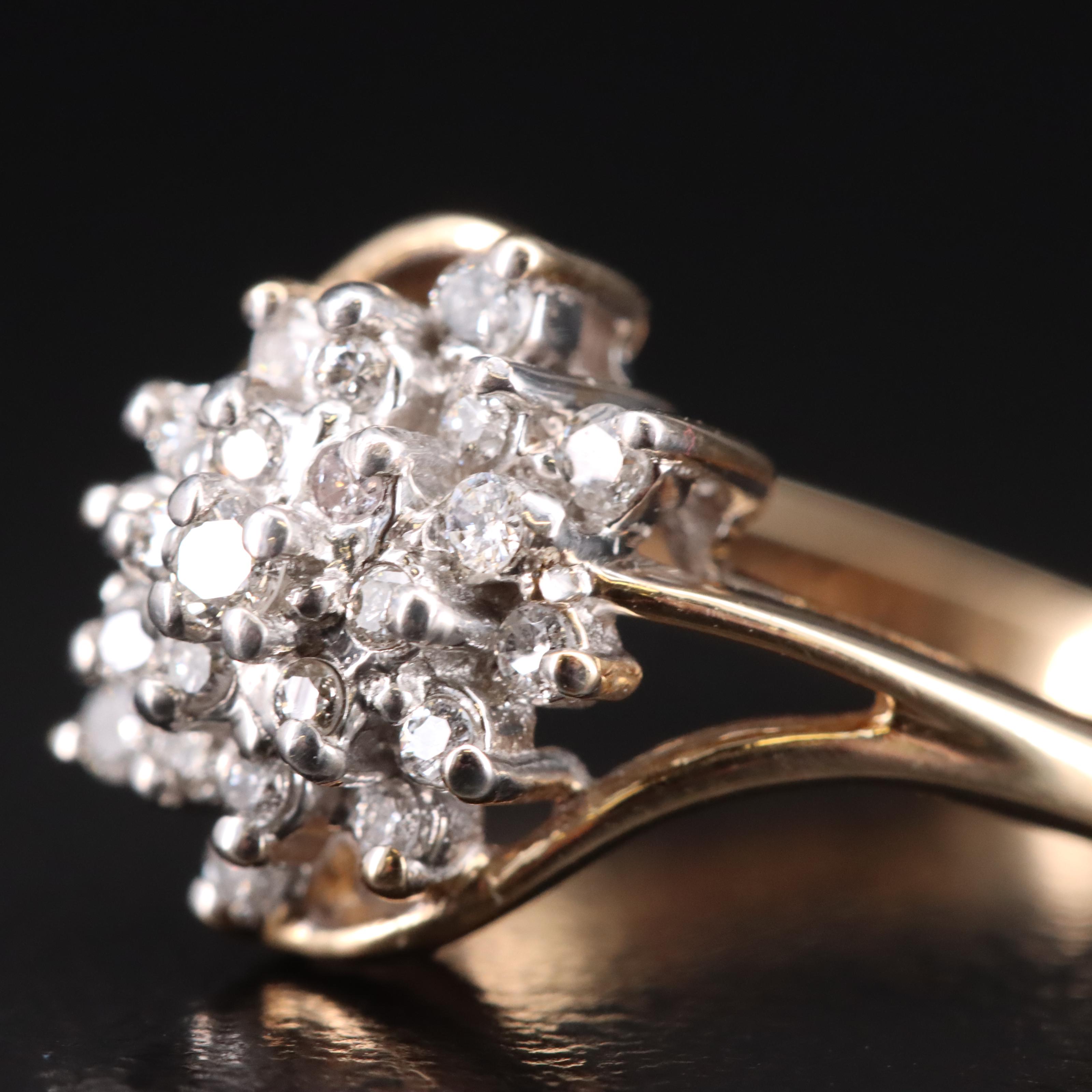 10K 0.25 CTW Diamond Cluster Ring
