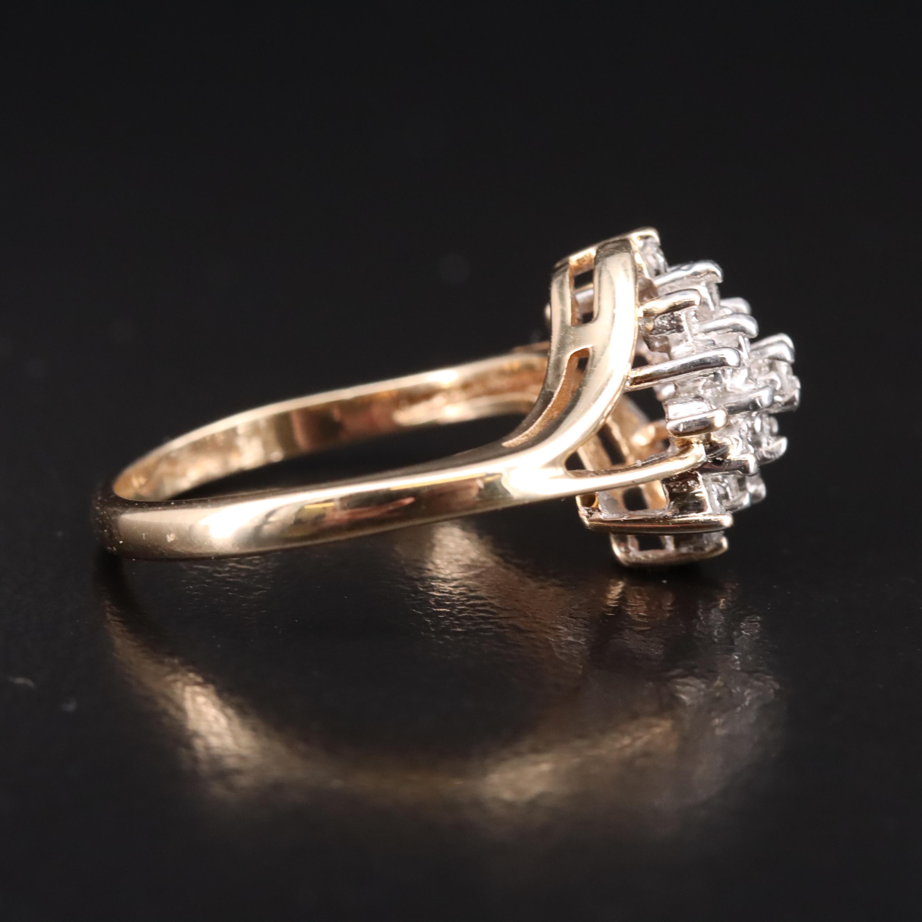 10K 0.25 CTW Diamond Cluster Ring