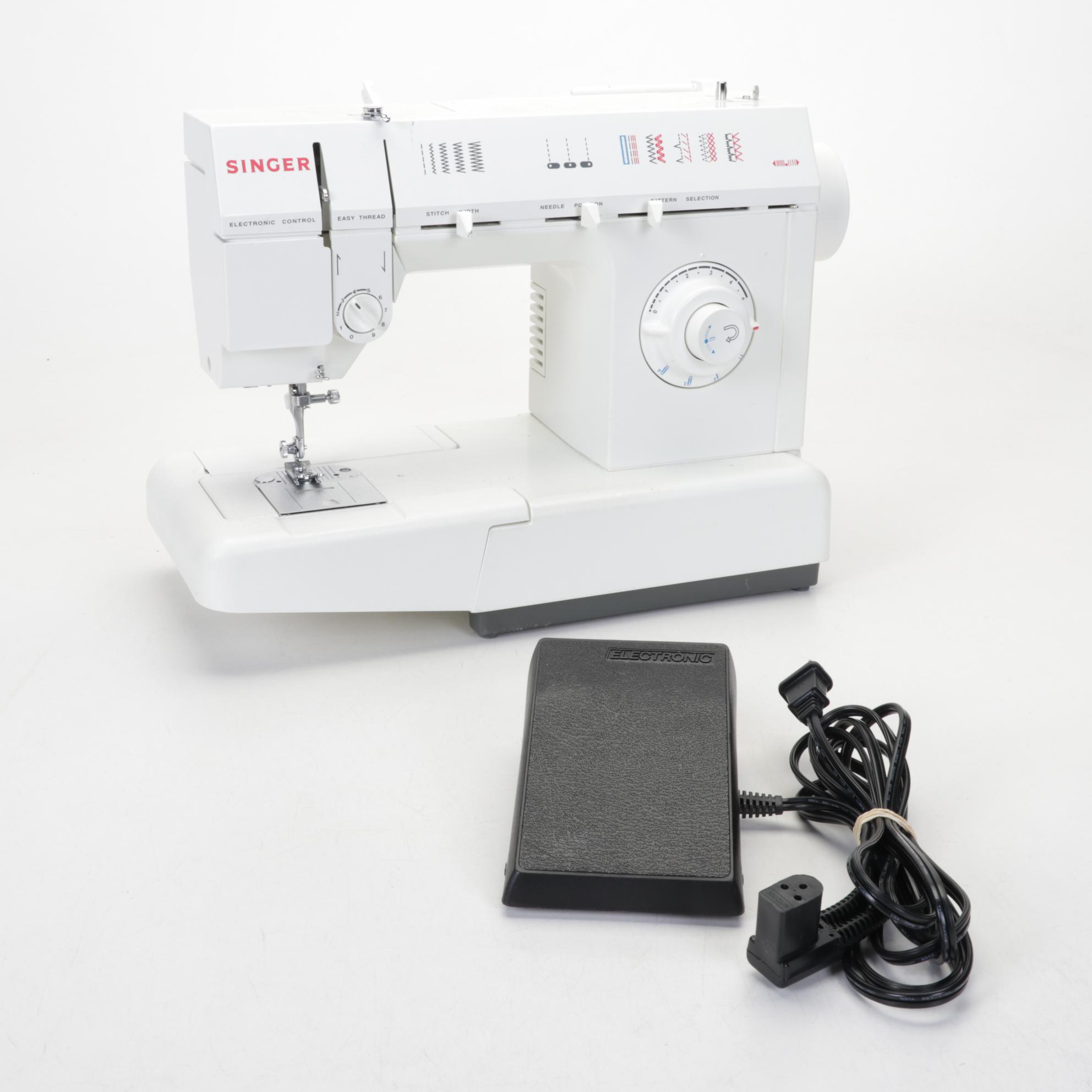 Singer 5830C Portable Sewing Machine With Booklet and Pedal, 1994