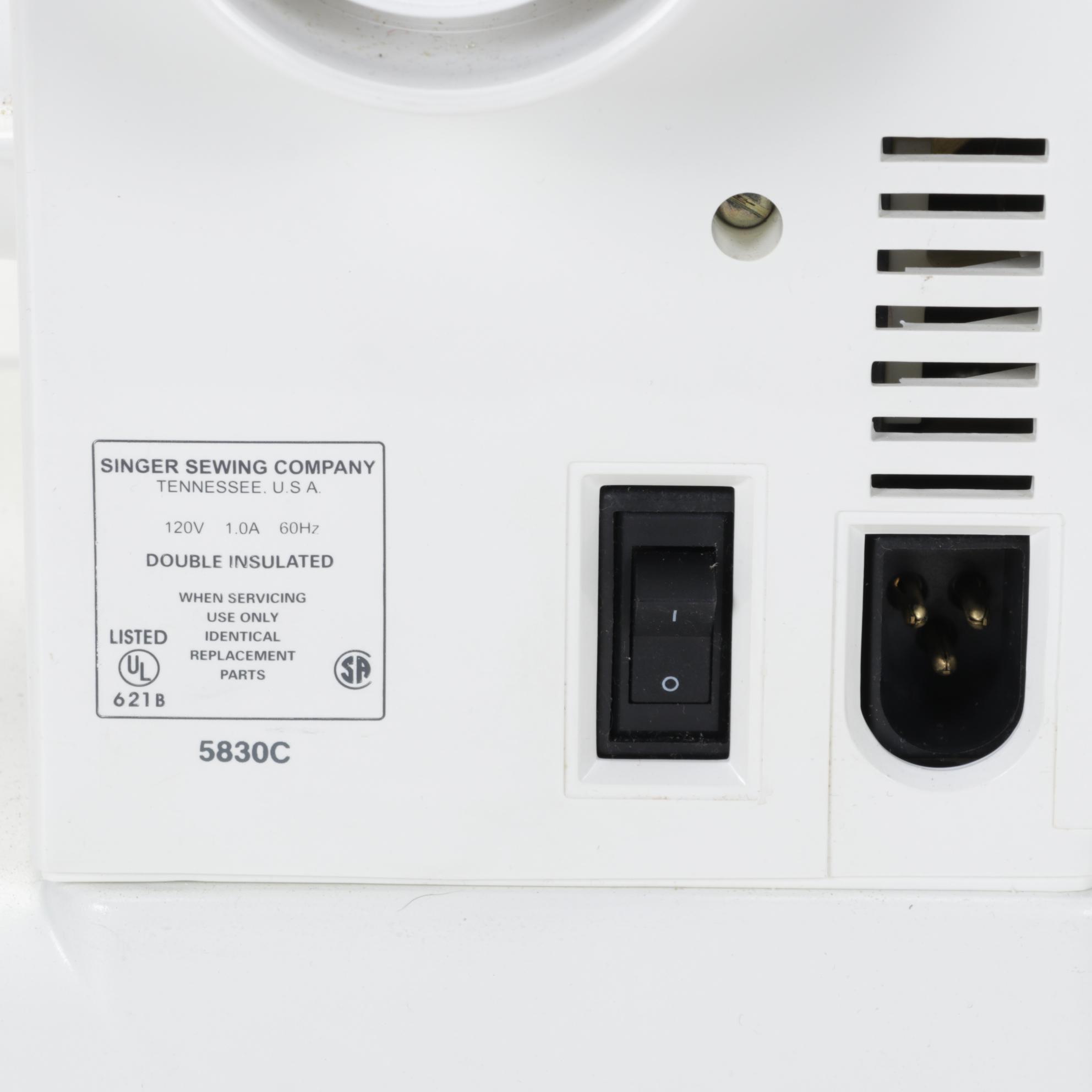 Singer 5830C Portable Sewing Machine With Booklet and Pedal, 1994