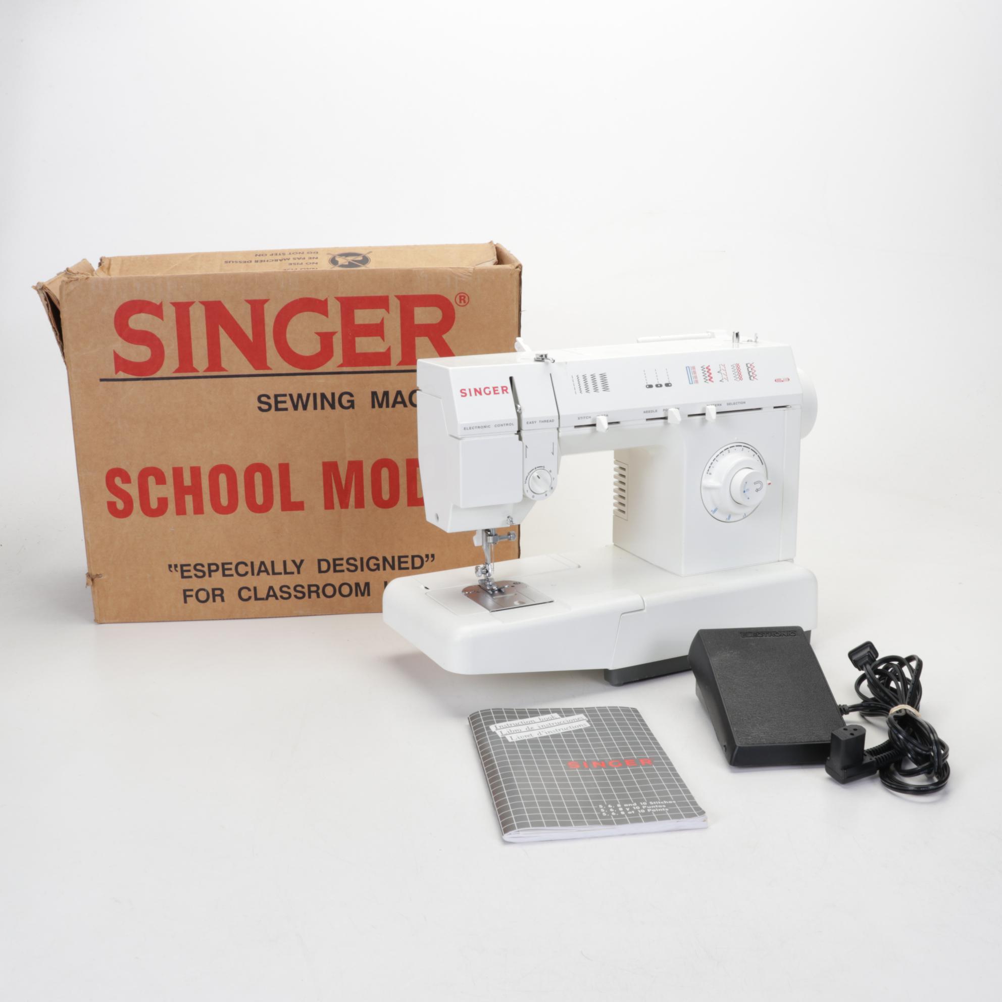 Singer 5830C Portable Sewing Machine With Booklet and Pedal, 1994